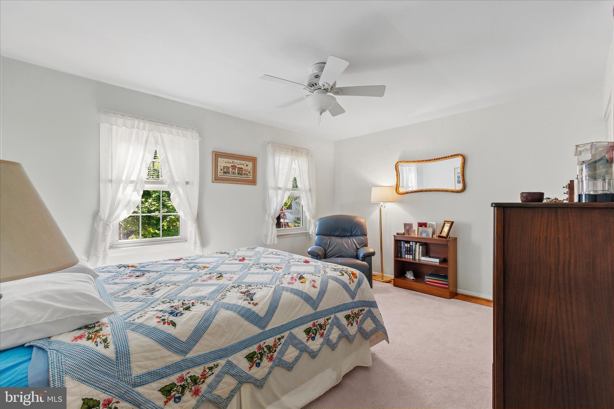 TWIN HARBORS - Residential