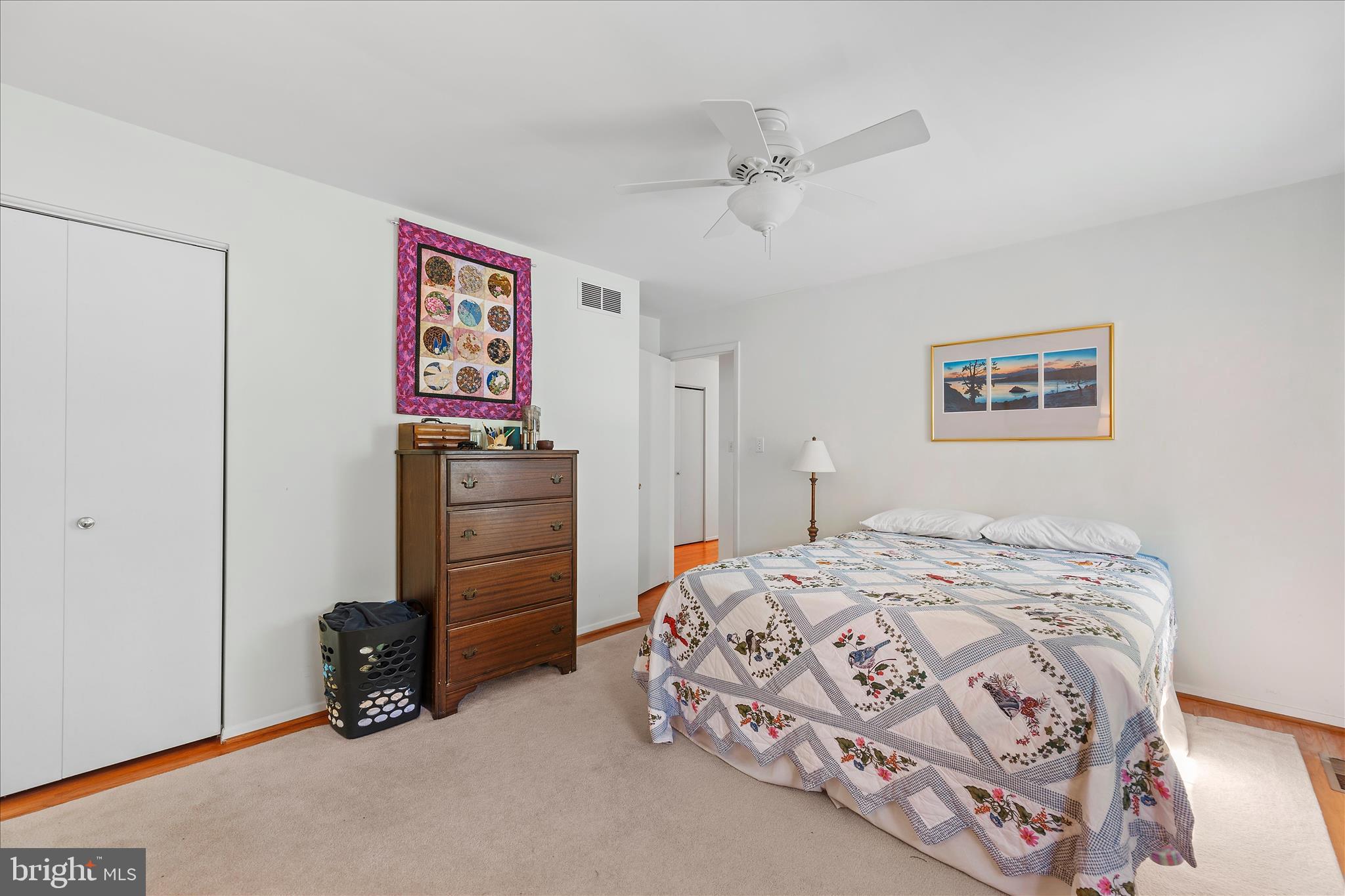 TWIN HARBORS - Residential