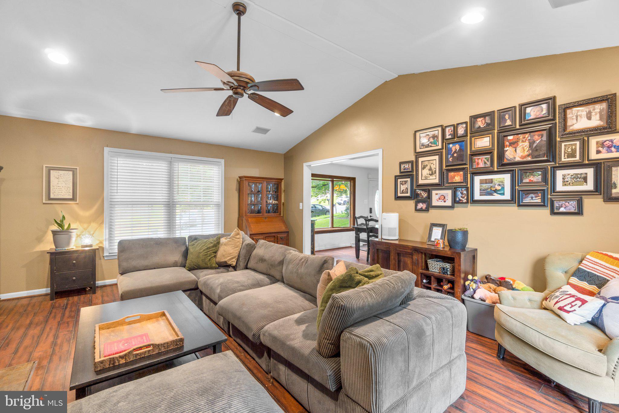 PINEY RIDGE VILLAGE - Residential