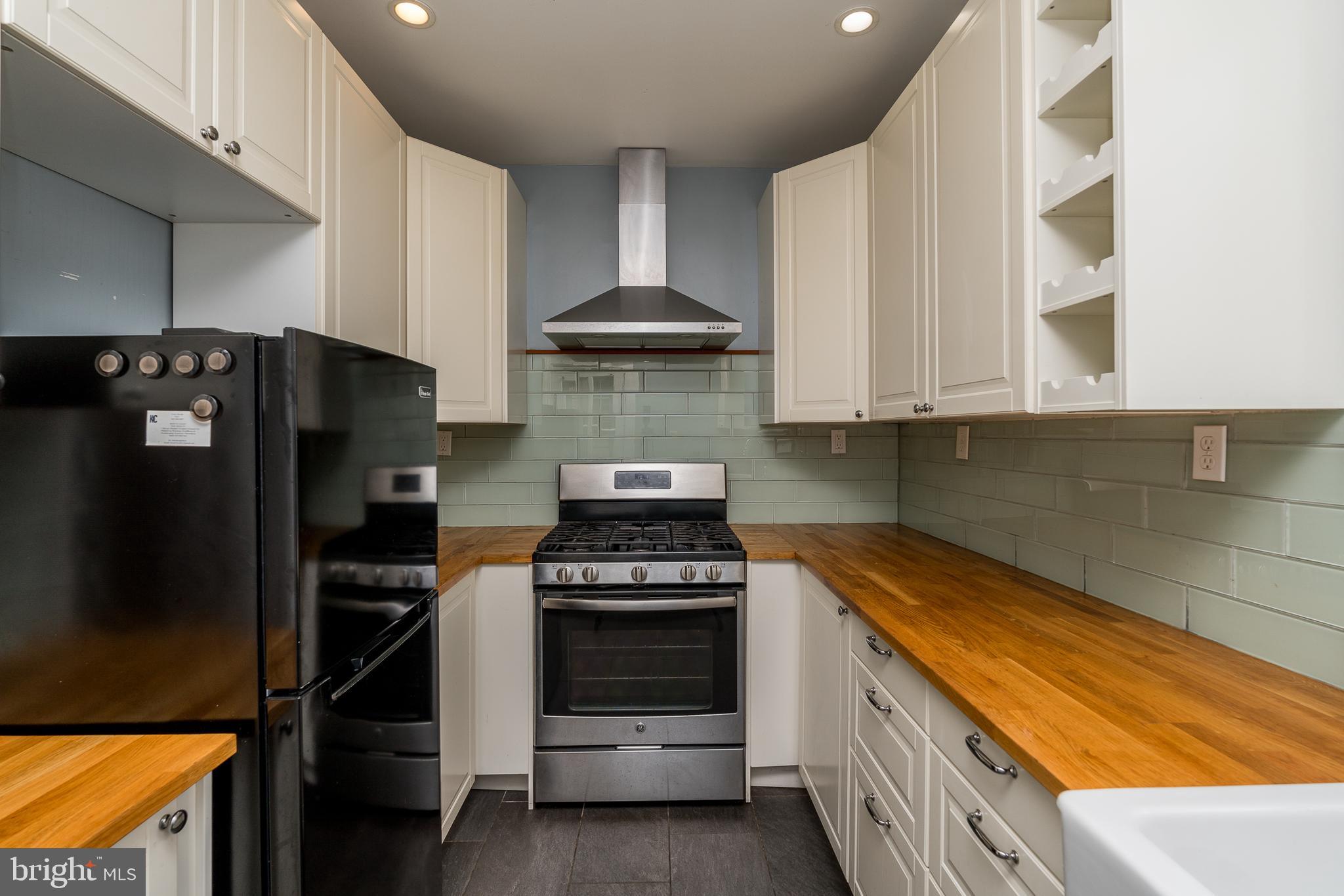 BELAIR-EDISON - Residential Lease