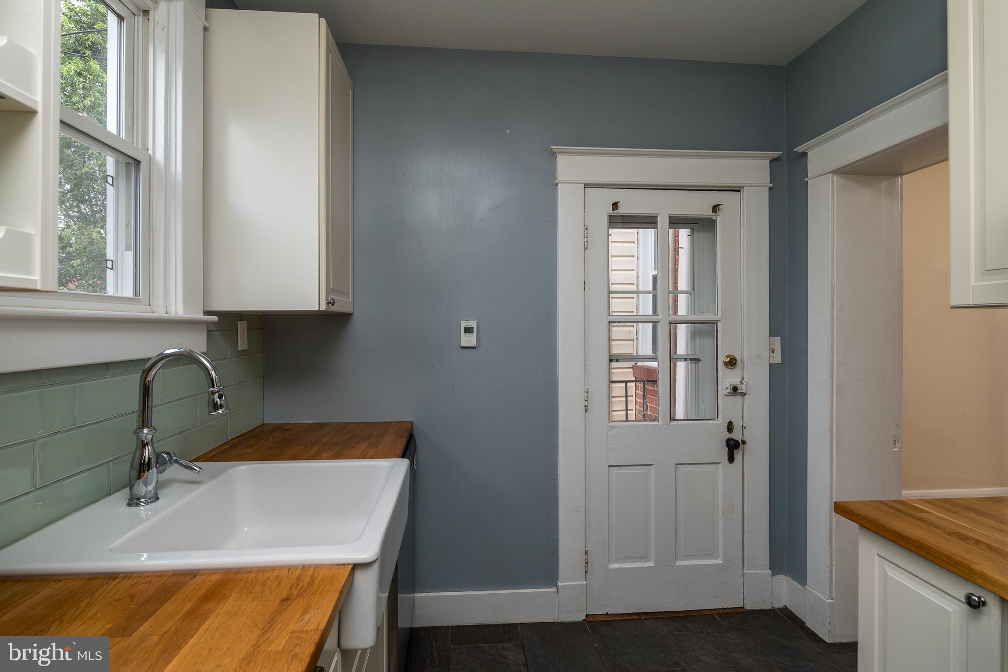 BELAIR-EDISON - Residential Lease