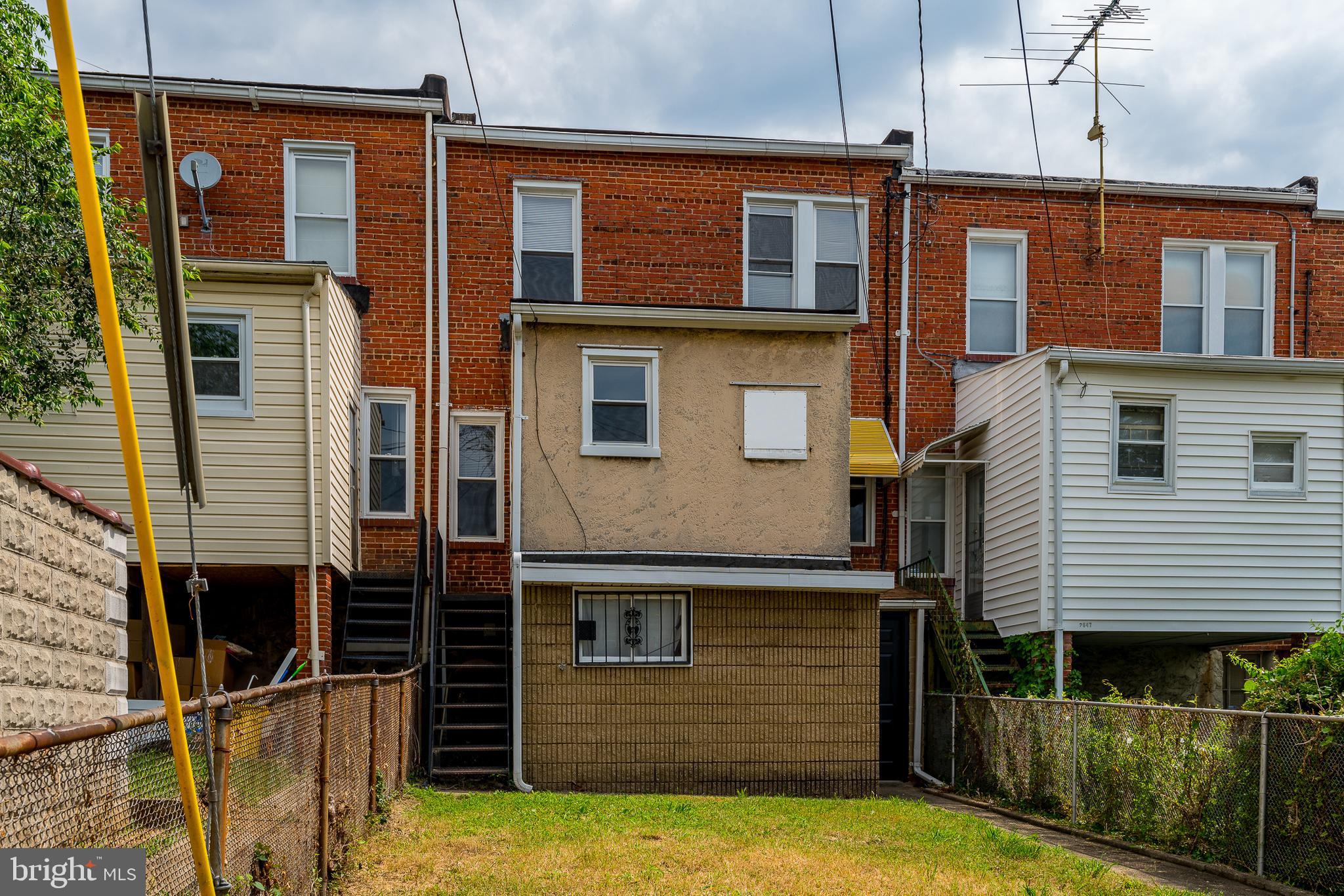 BELAIR-EDISON - Residential Lease