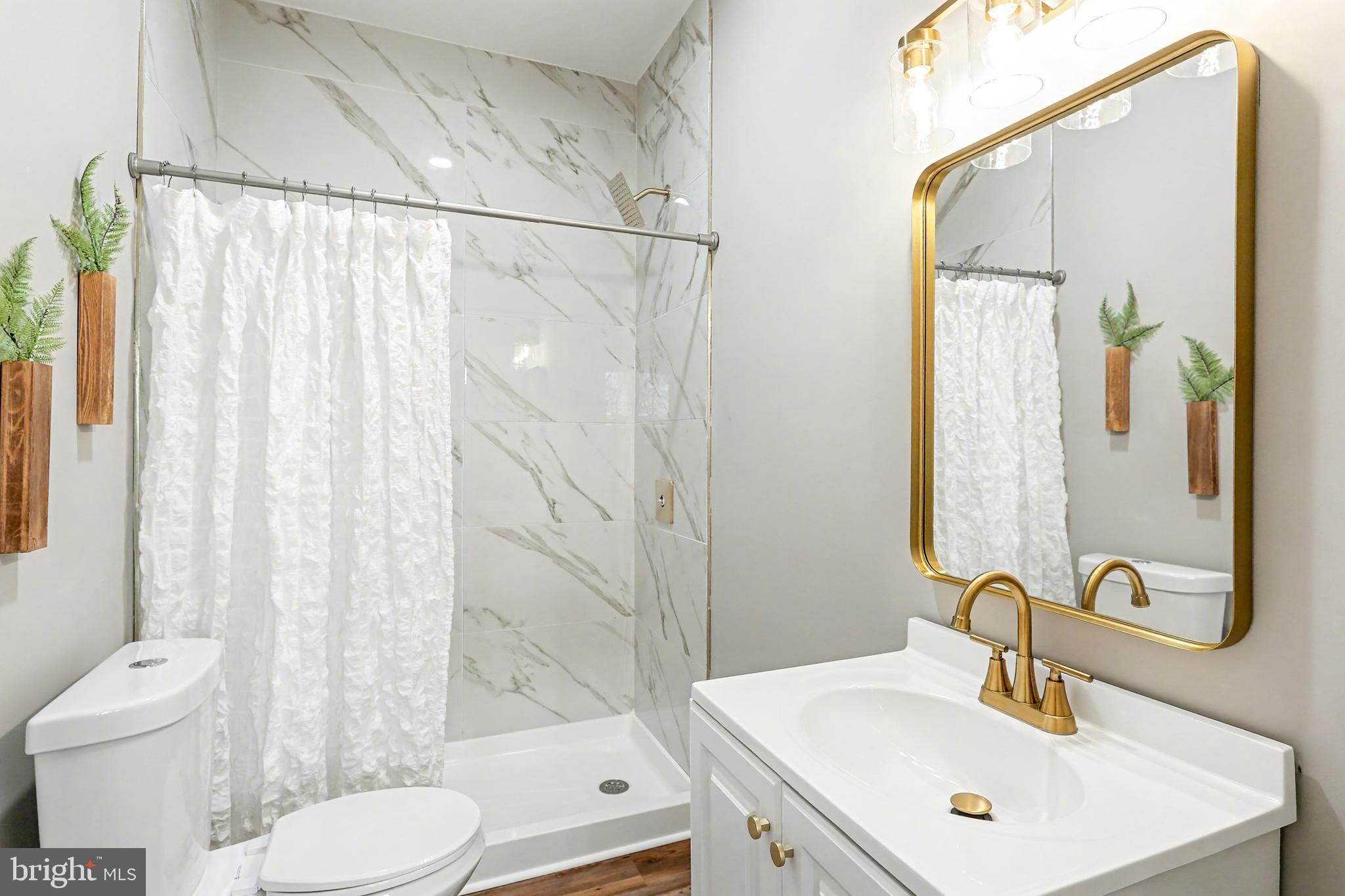 HARRISBURG CITY - Residential