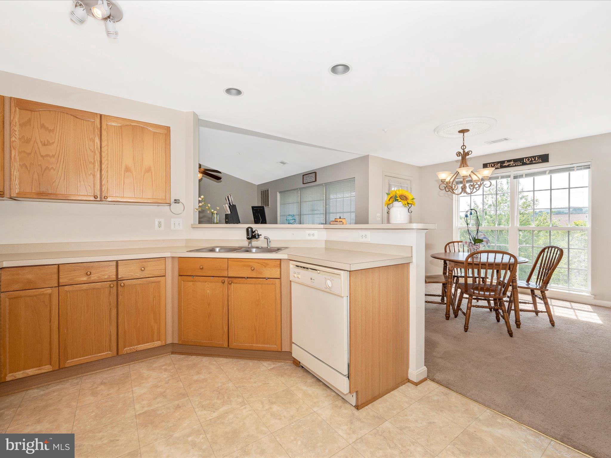 RIDGEVIEW - Residential