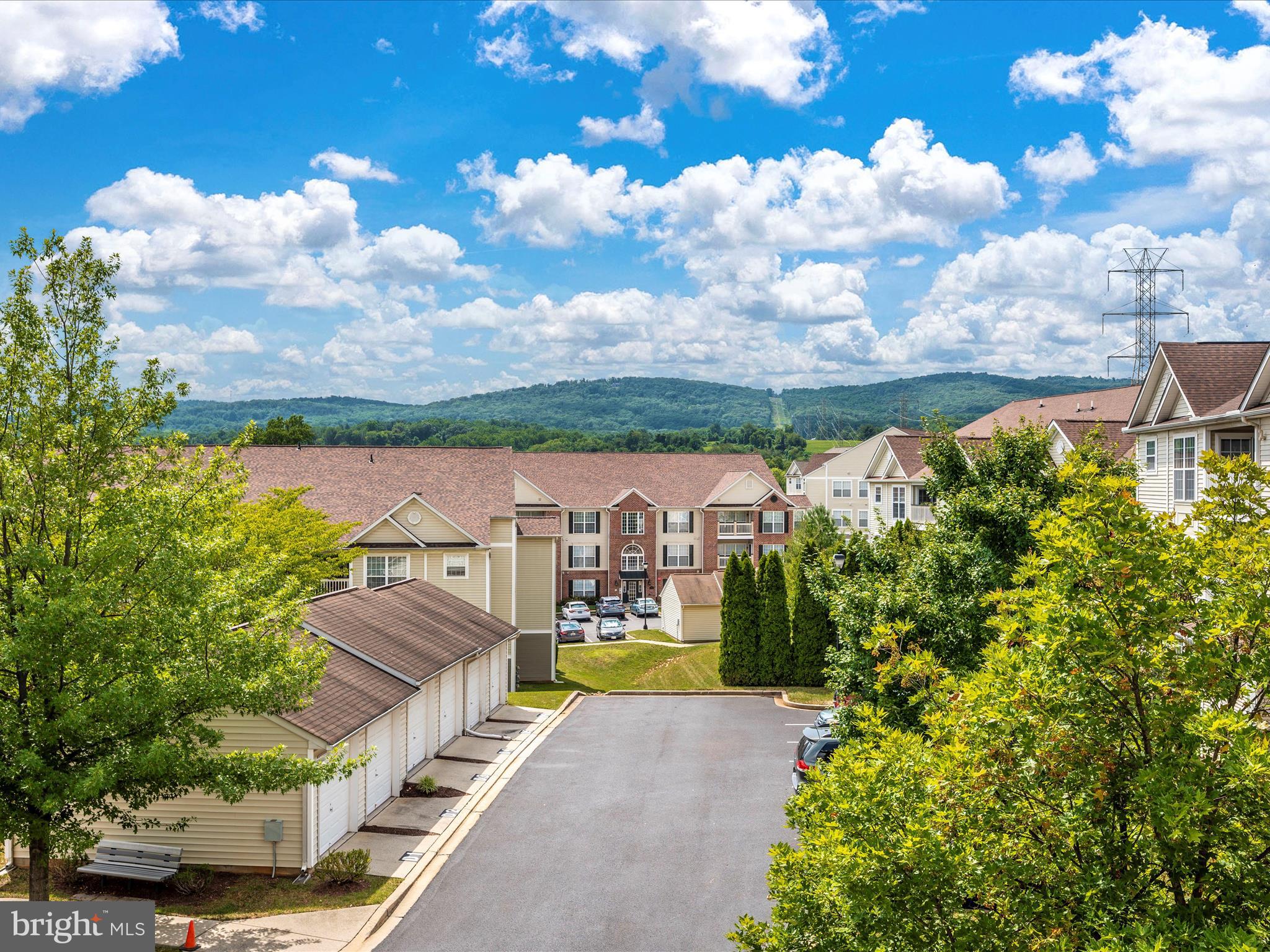 RIDGEVIEW - Residential