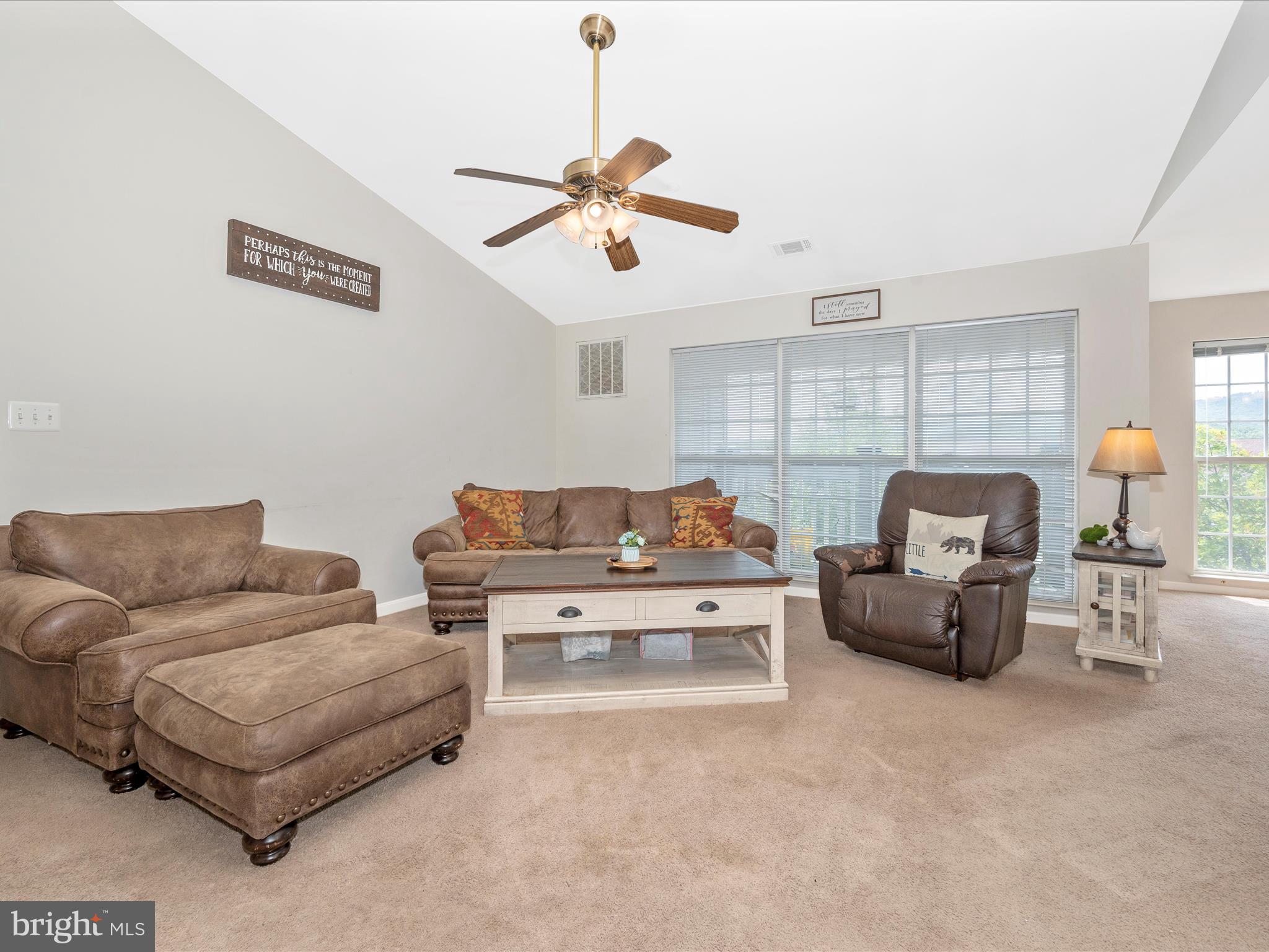 RIDGEVIEW - Residential