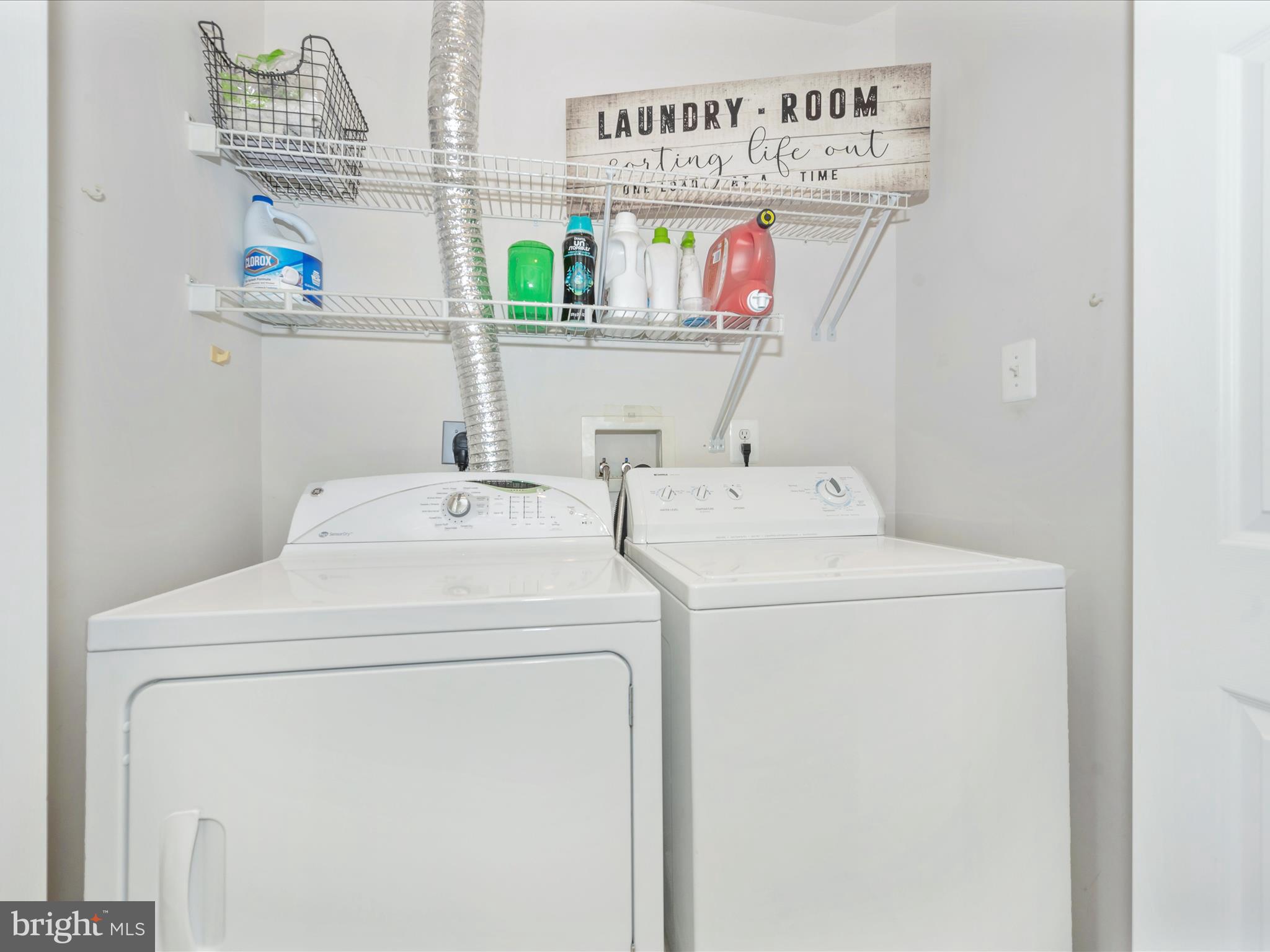 RIDGEVIEW - Residential