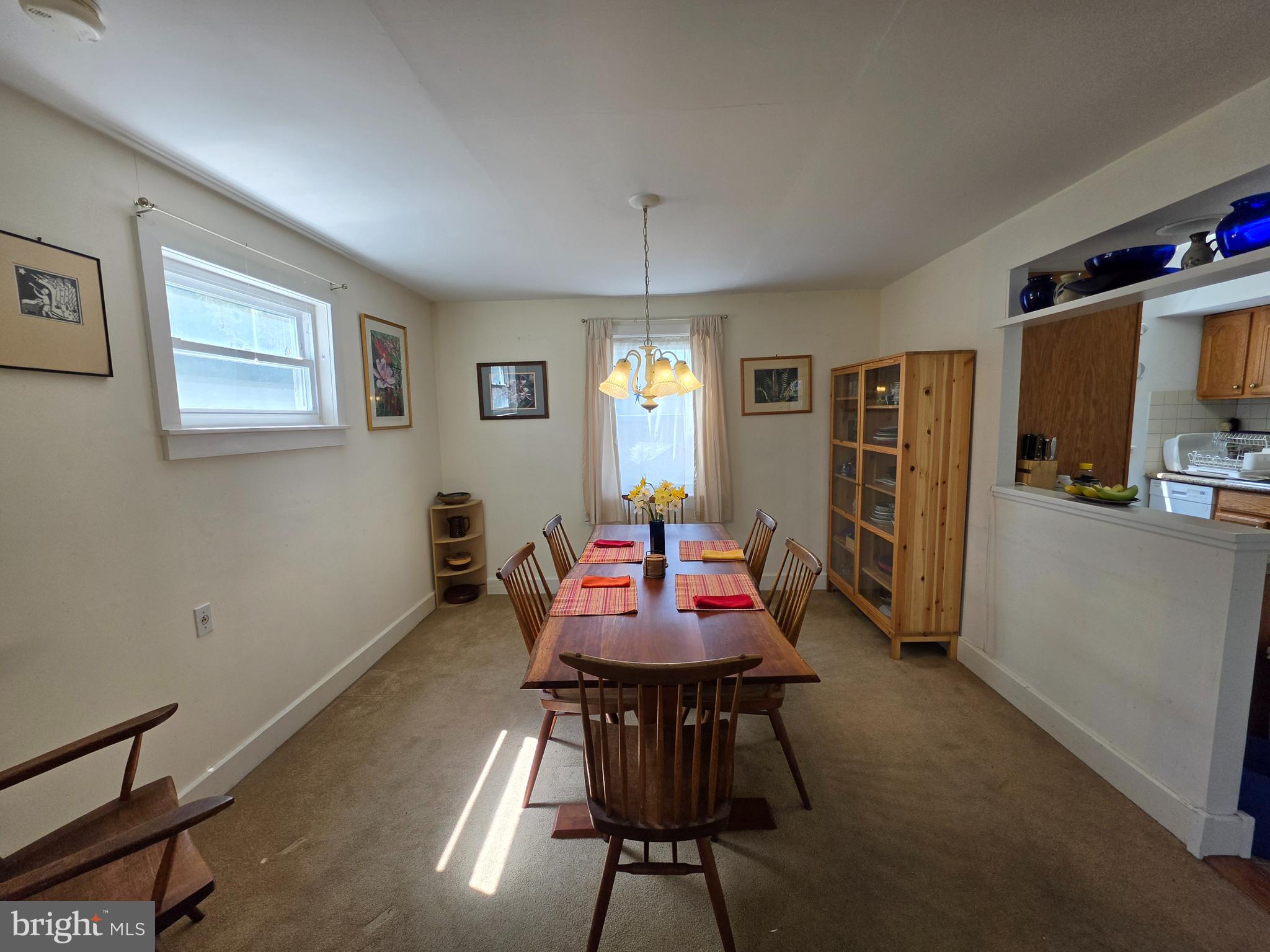 ROSLYN - Residential