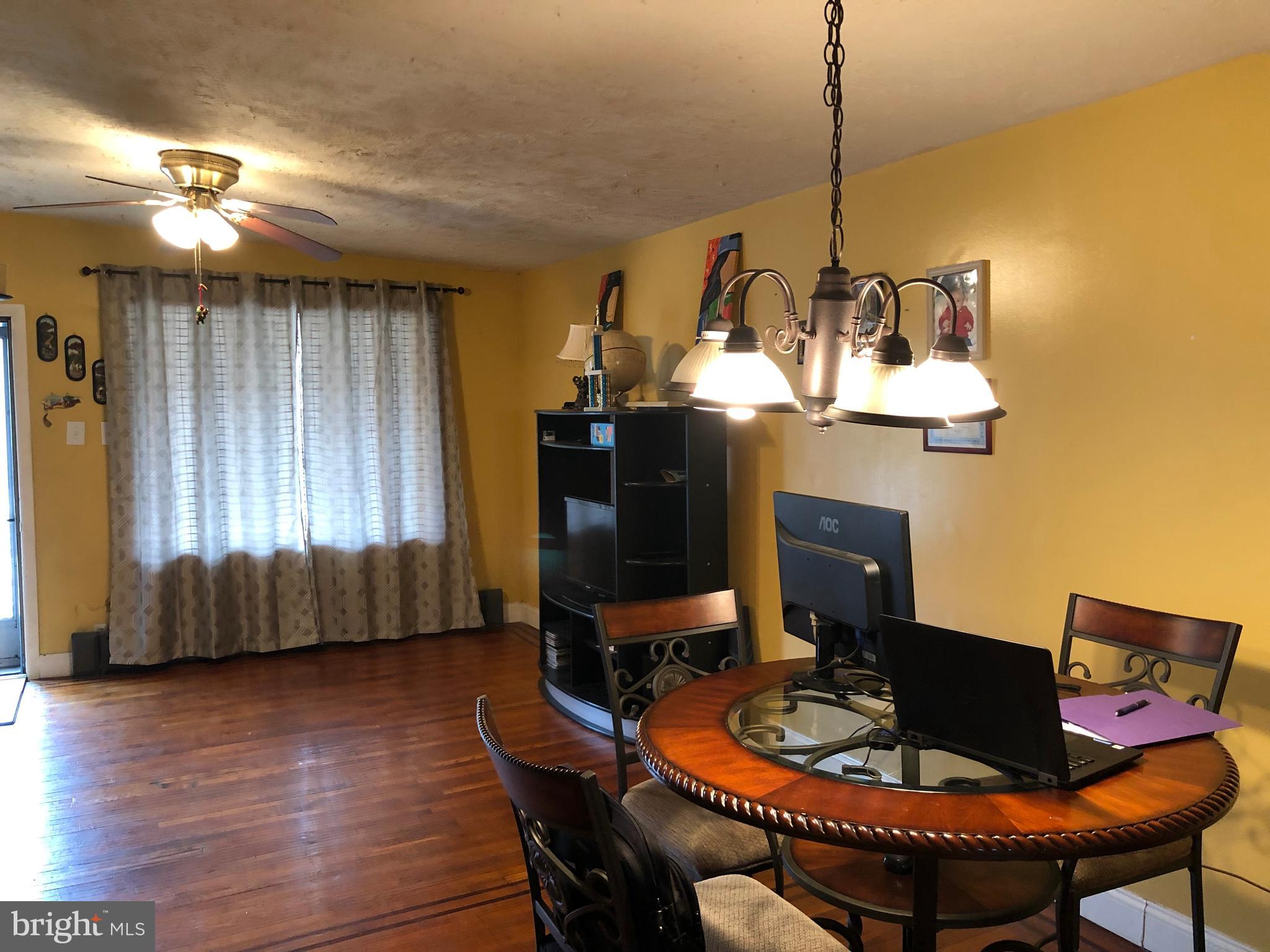 OXFORD CIRCLE - Residential