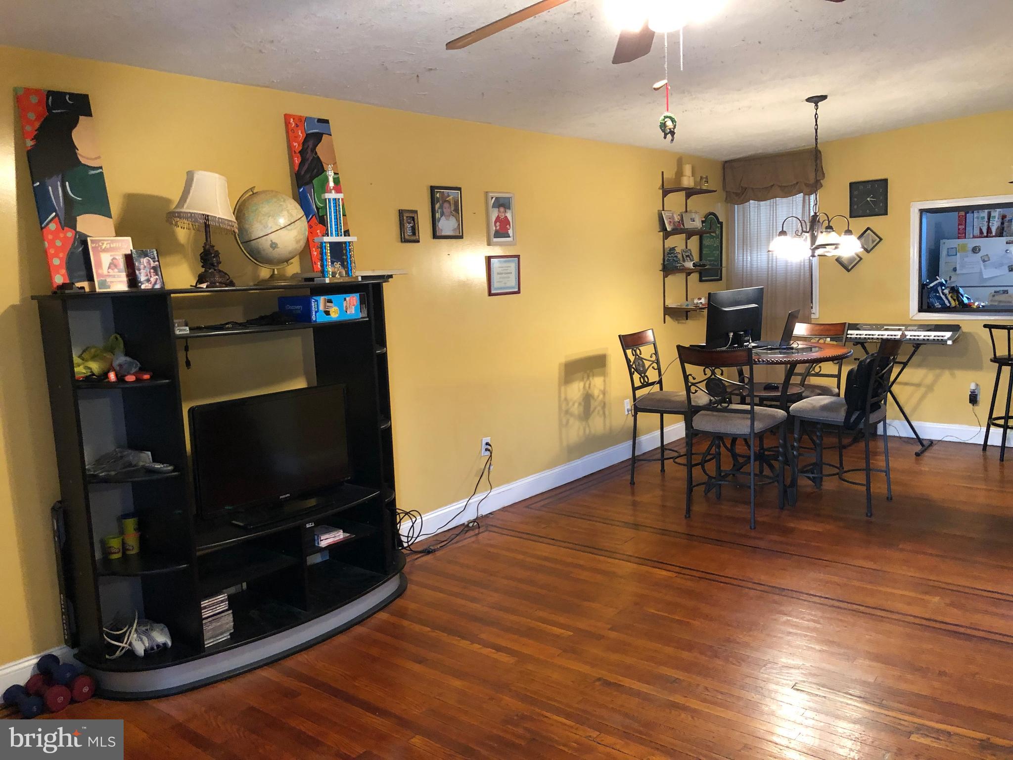 OXFORD CIRCLE - Residential