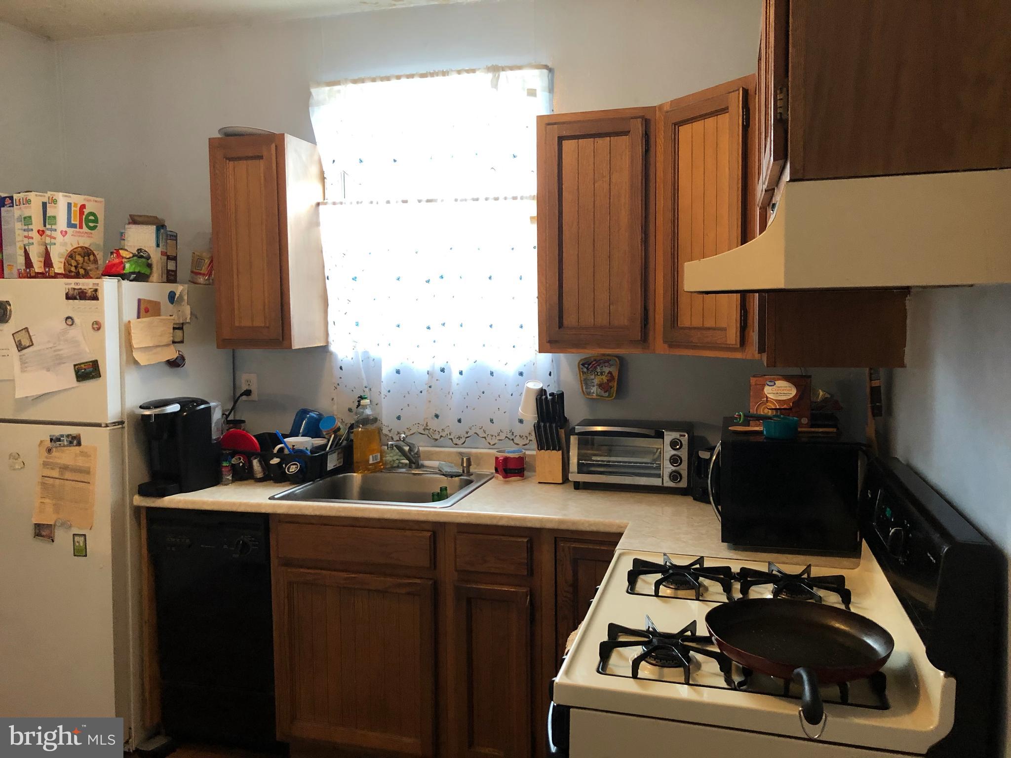 OXFORD CIRCLE - Residential