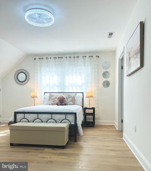 Tiny photo for 8802 2nd Avenue, SILVER SPRING, MD 20910 (MLS # MDMC2225356)