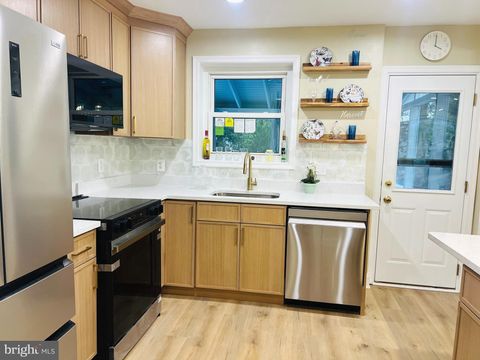 Tiny photo for 8802 2nd Avenue, SILVER SPRING, MD 20910 (MLS # MDMC2225356)