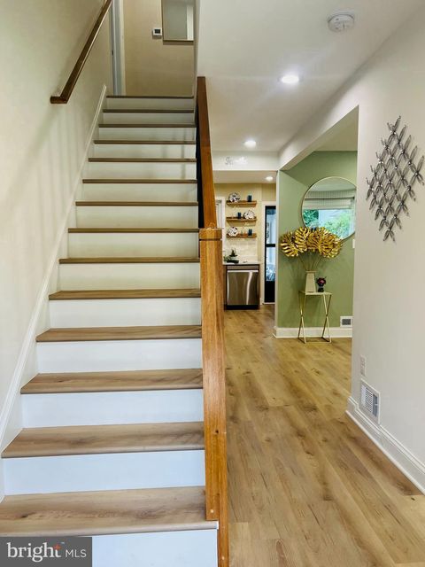 Tiny photo for 8802 2nd Avenue, SILVER SPRING, MD 20910 (MLS # MDMC2225356)