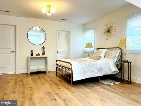 Tiny photo for 8802 2nd Avenue, SILVER SPRING, MD 20910 (MLS # MDMC2225356)