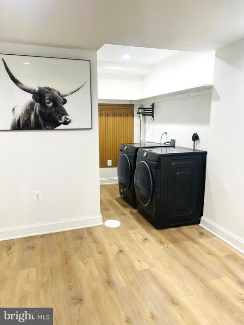 Tiny photo for 8802 2nd Avenue, SILVER SPRING, MD 20910 (MLS # MDMC2225356)