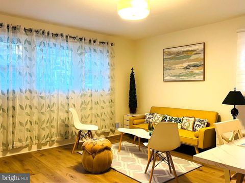 Tiny photo for 8802 2nd Avenue, SILVER SPRING, MD 20910 (MLS # MDMC2225356)
