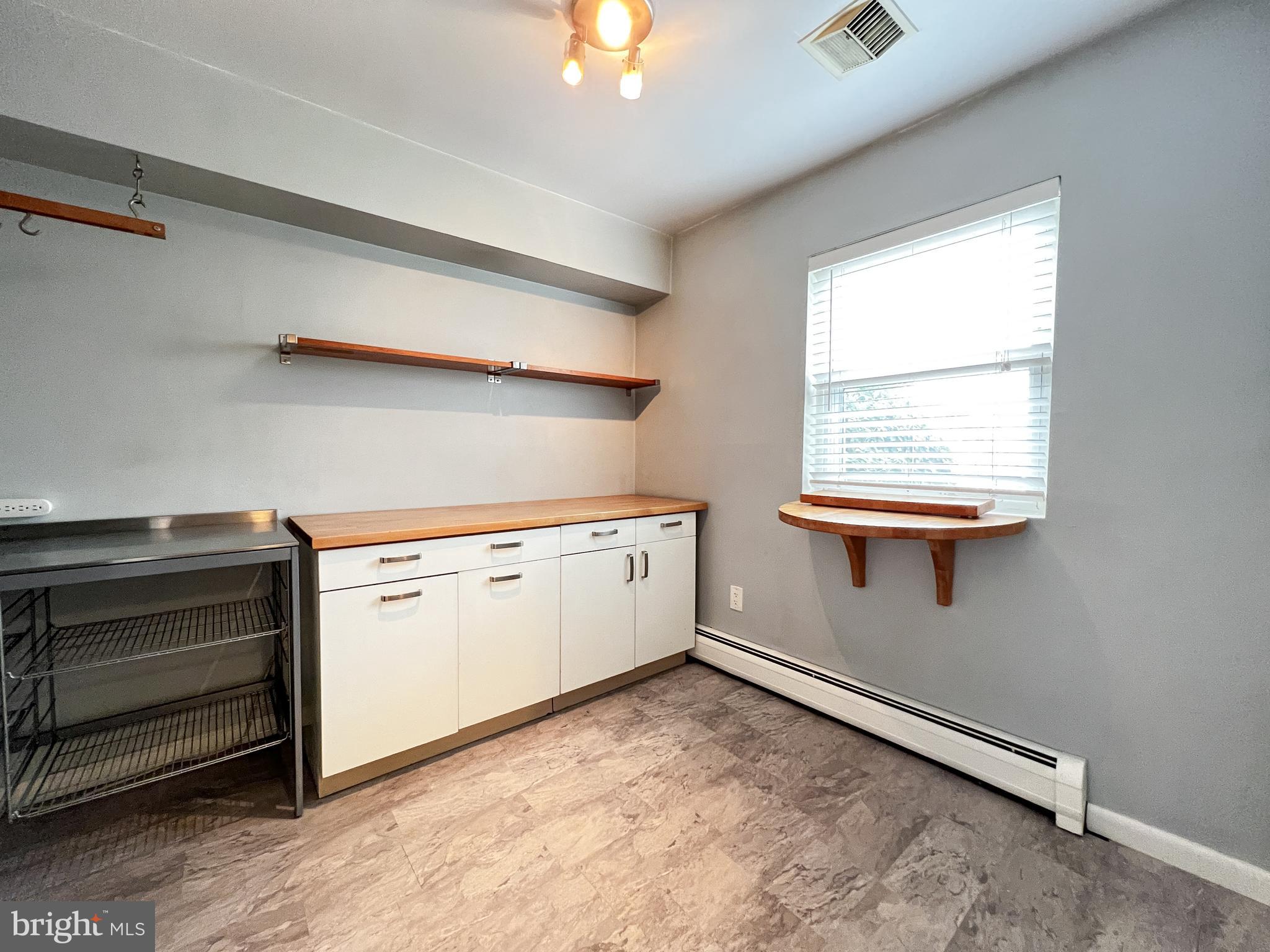 GLENMONT HEIGHTS - Residential Lease