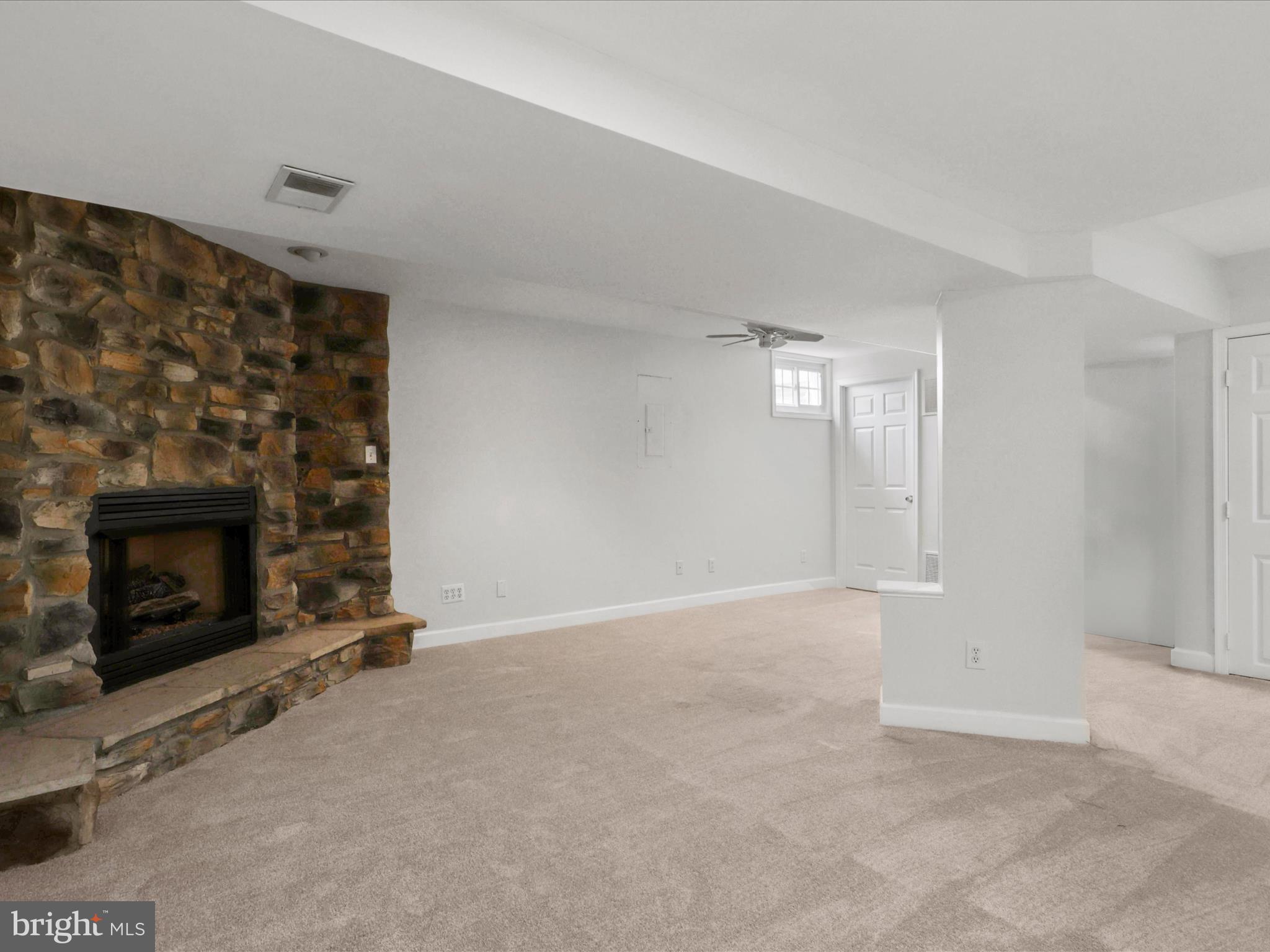 ENVIRONS - Residential Lease