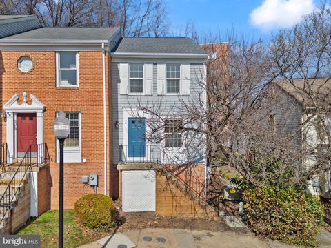 5017 9TH STREET S ARLINGTON VA 22204