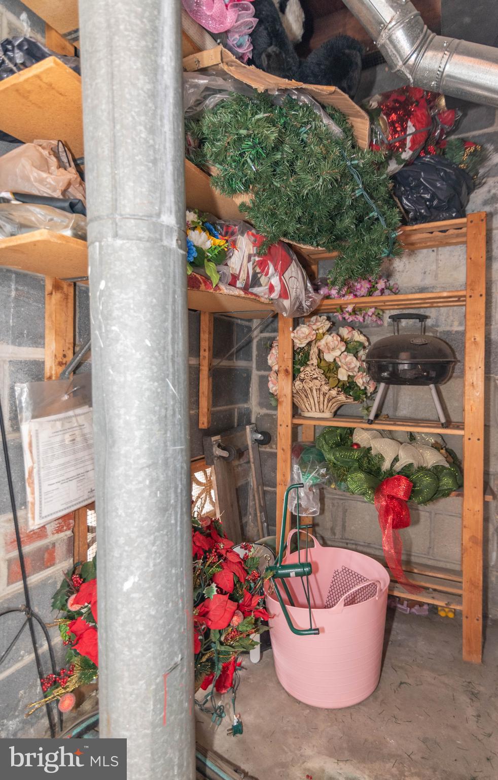 ROSEMONT EAST - Residential