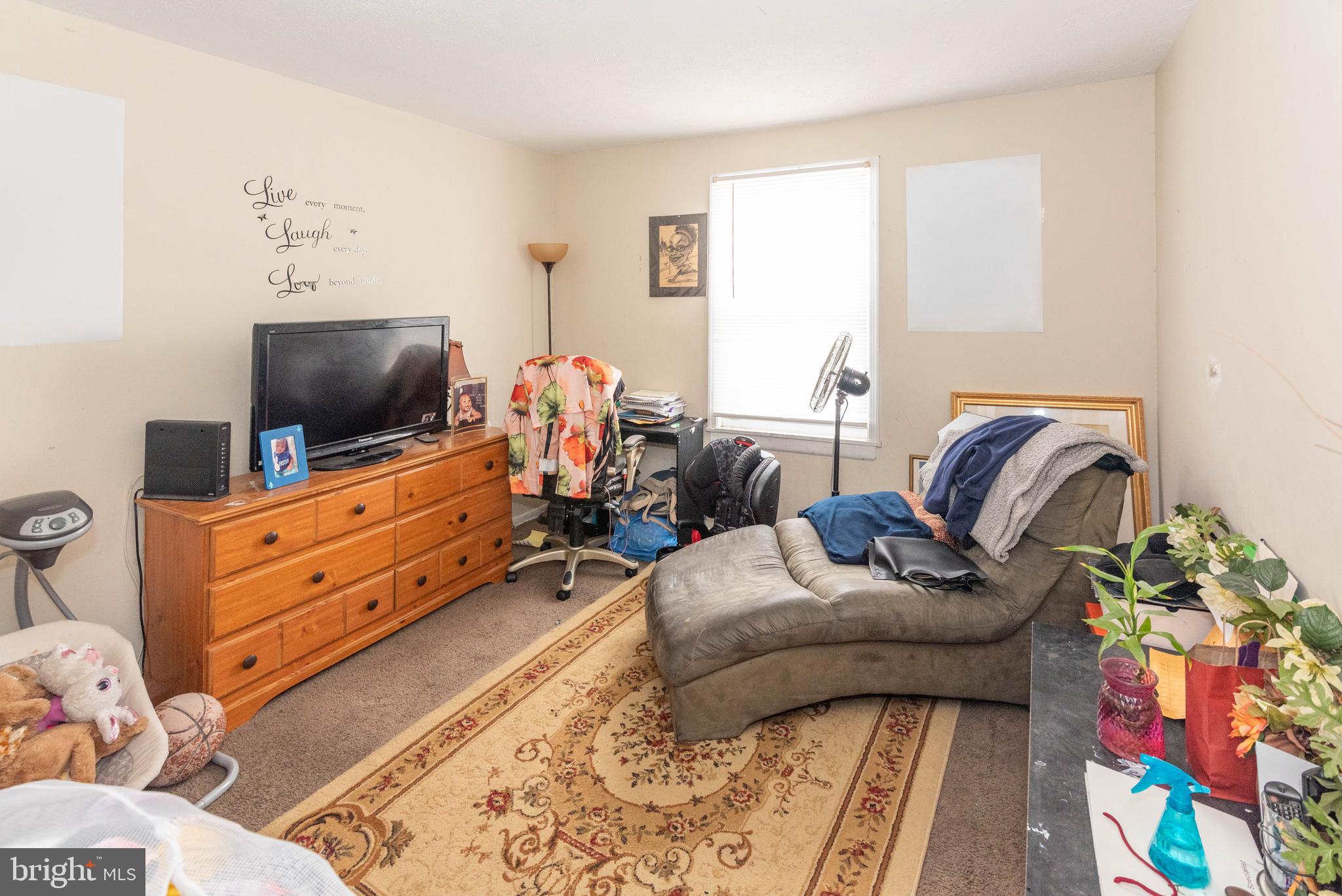 ROSEMONT EAST - Residential