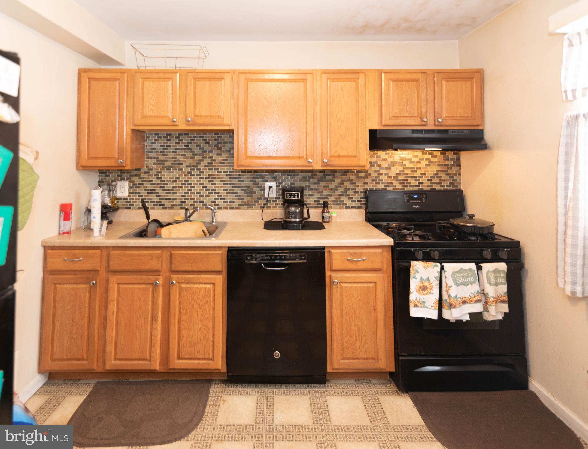 3712 MAYBERRY AVENUE F