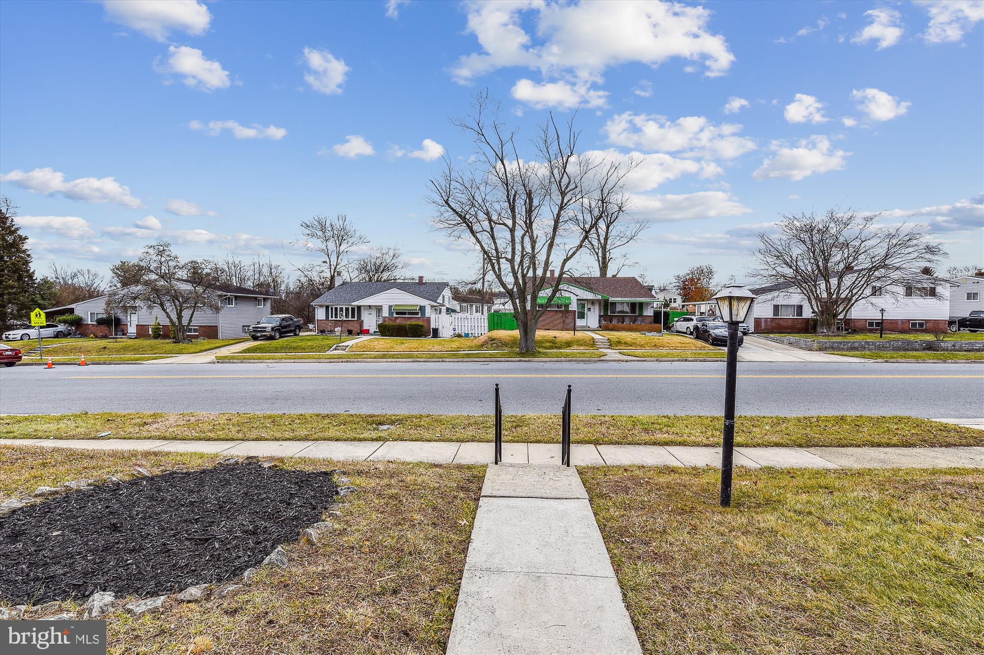 WINDSOR FARMS - Residential