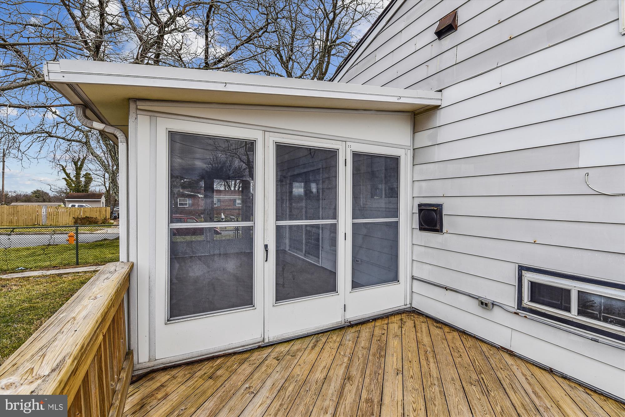 WINDSOR FARMS - Residential