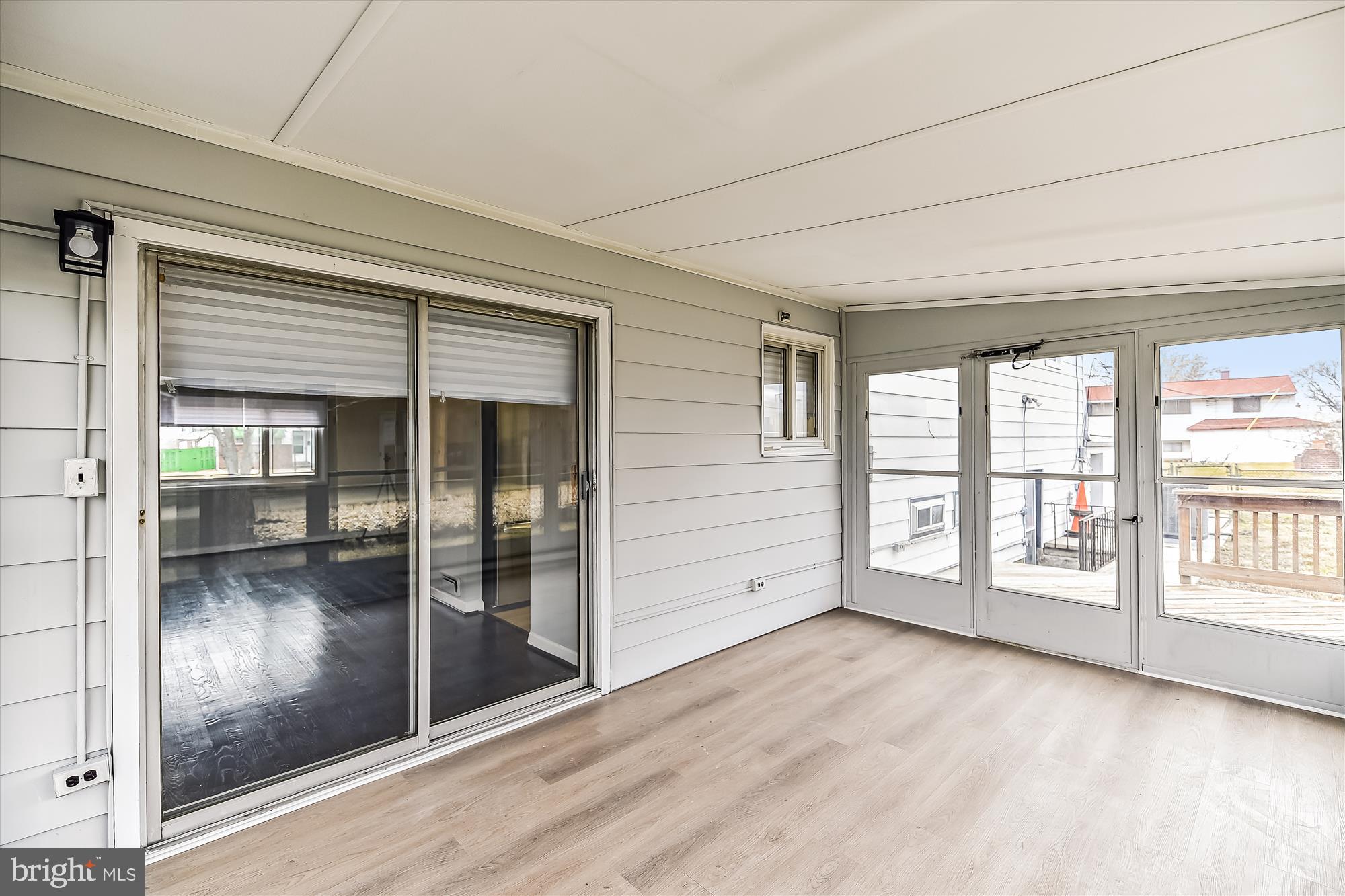 WINDSOR FARMS - Residential