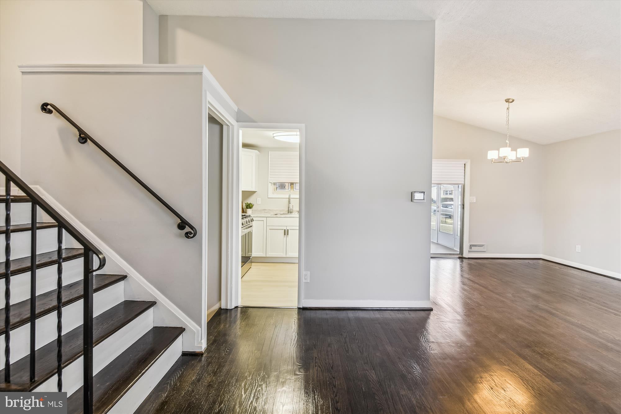 WINDSOR FARMS - Residential