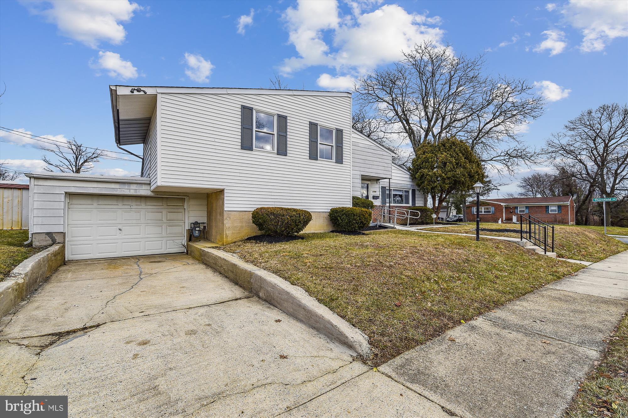 WINDSOR FARMS - Residential