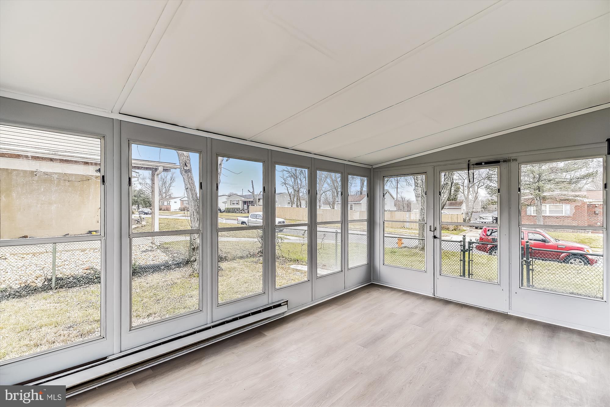 WINDSOR FARMS - Residential