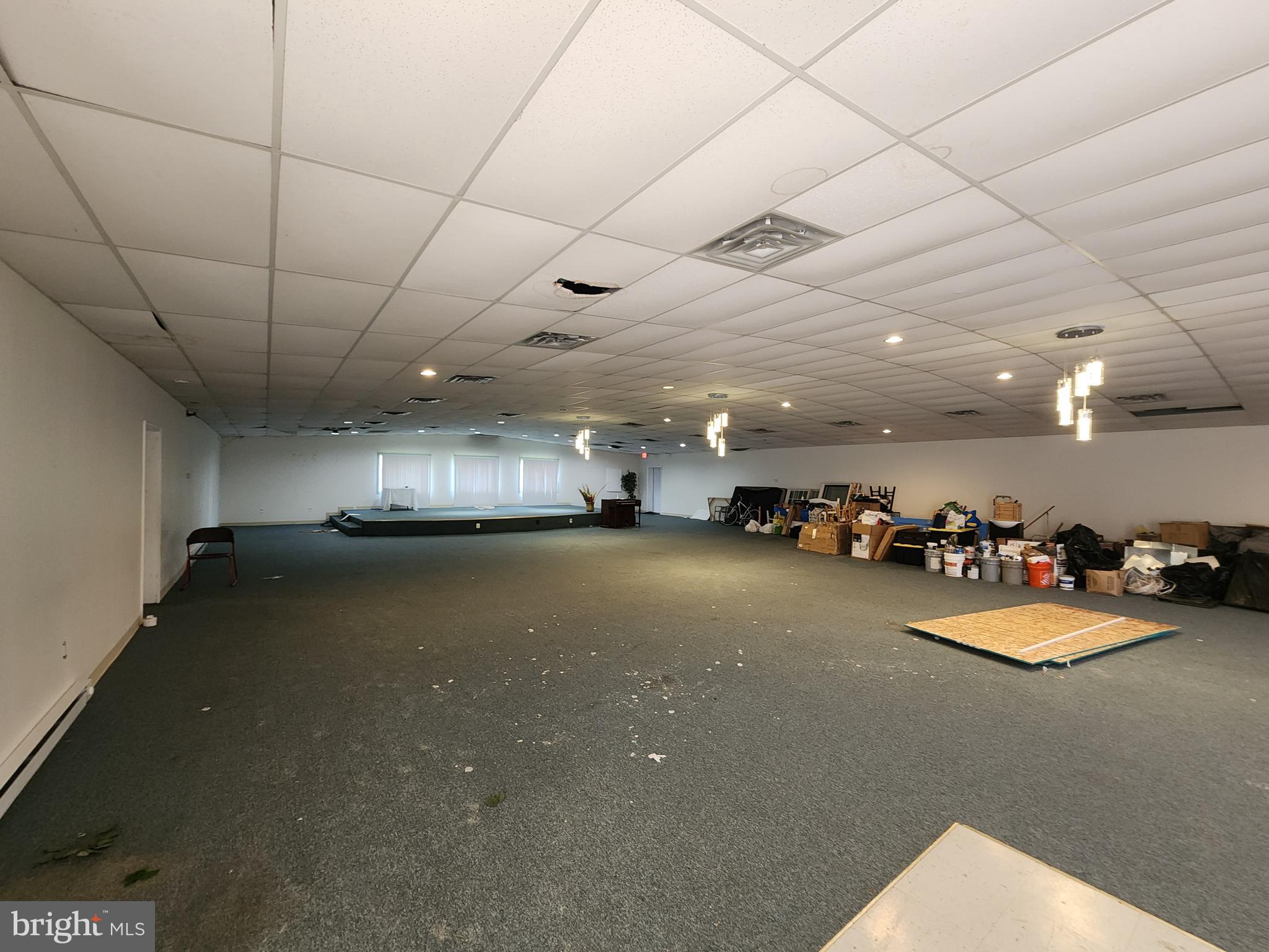 SANDTOWN-WINCHESTER - Commercial Sale