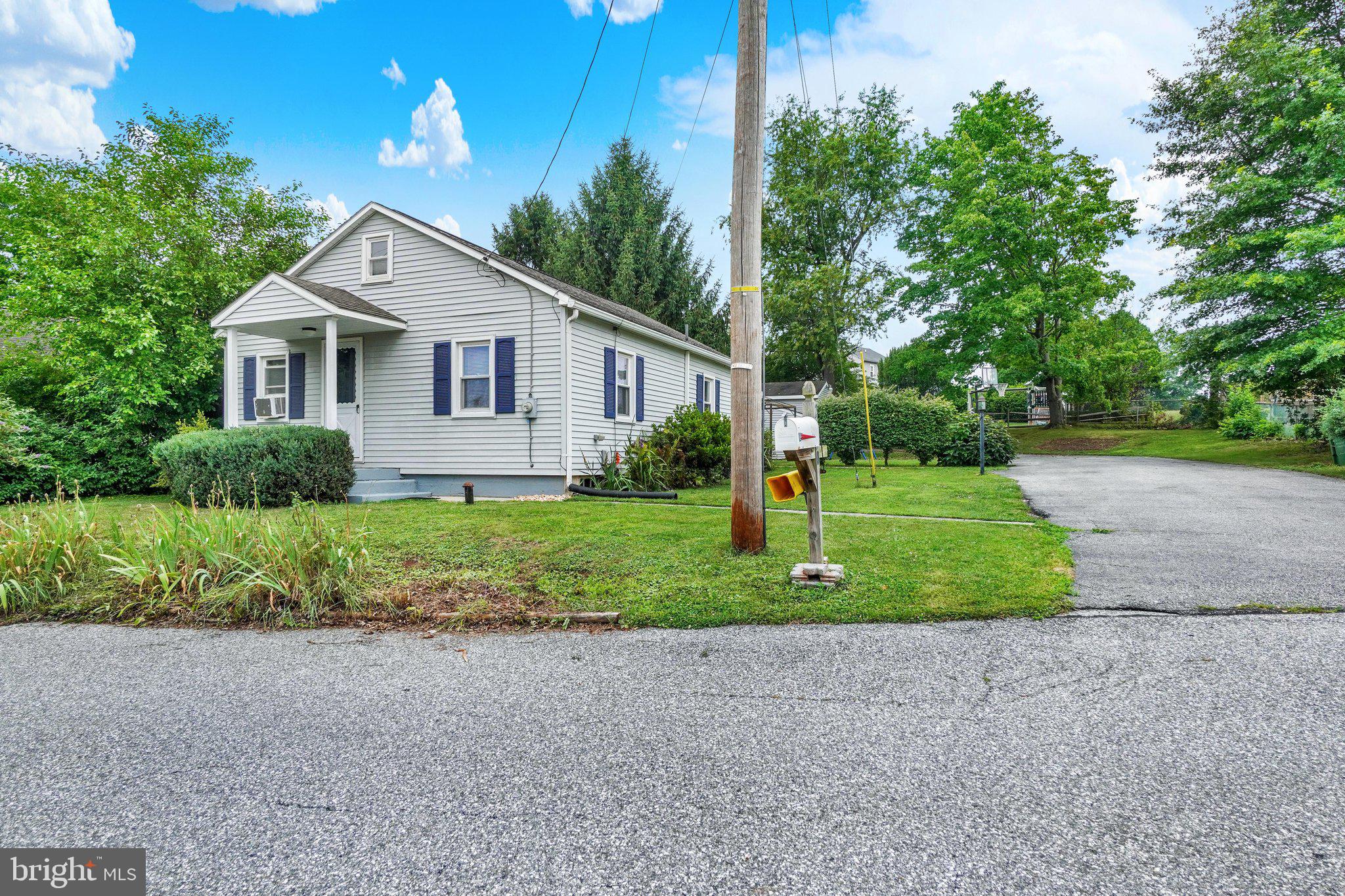 2690 CLEARVIEW DRIVE