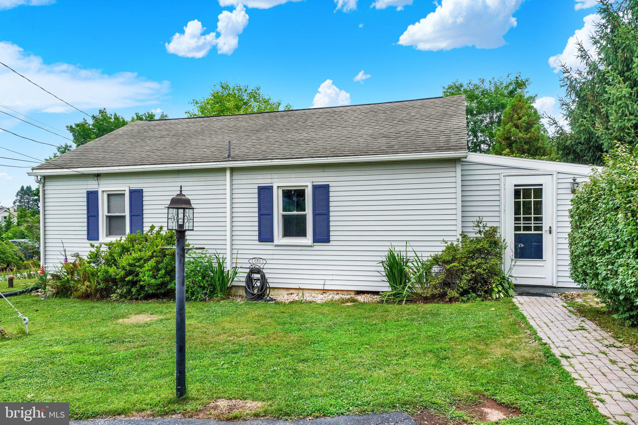 2690 CLEARVIEW DRIVE