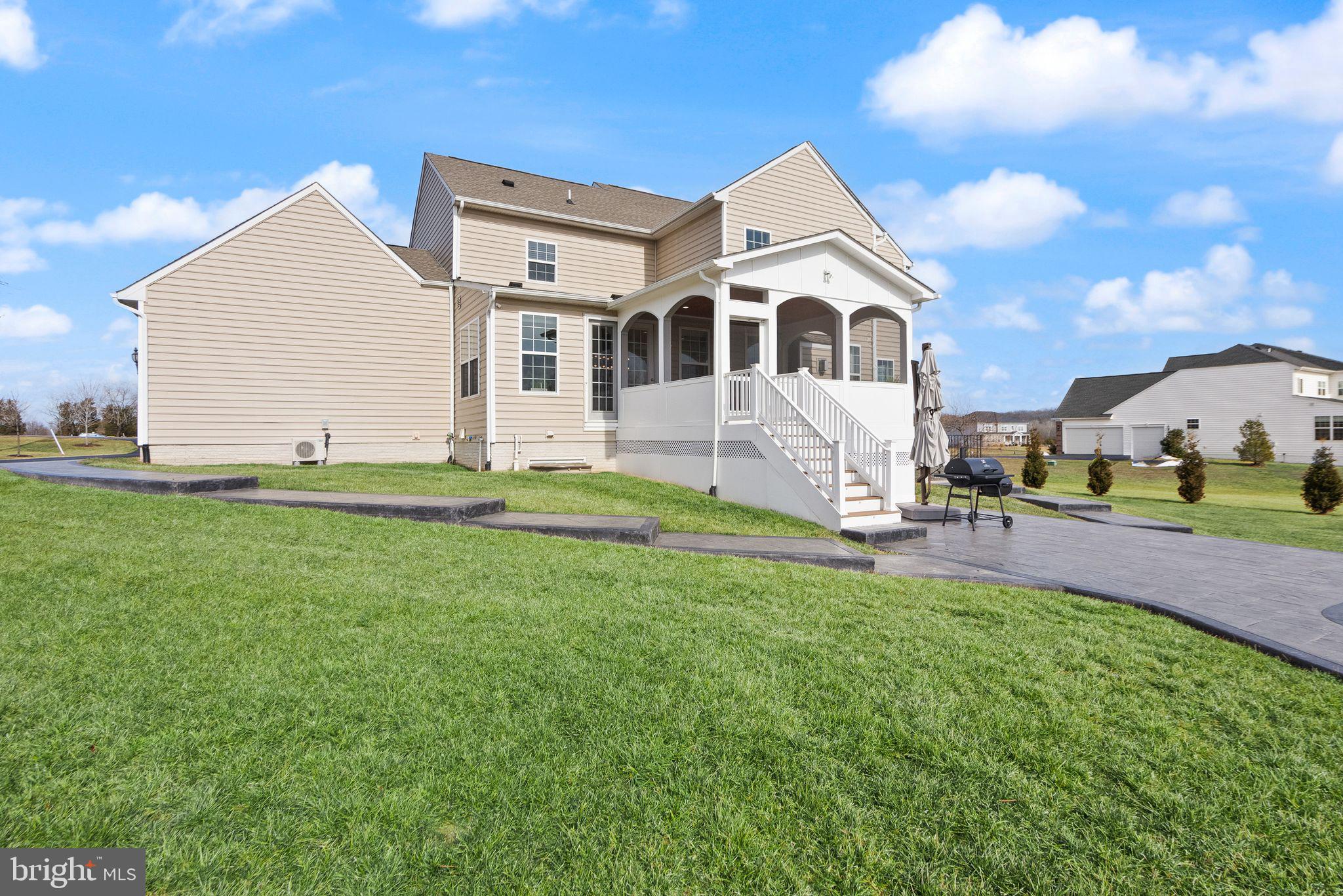 EFFINGHAM FARM - Residential