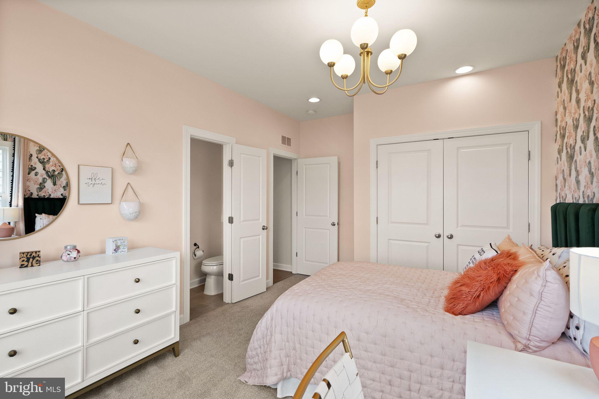 EFFINGHAM FARM - Residential