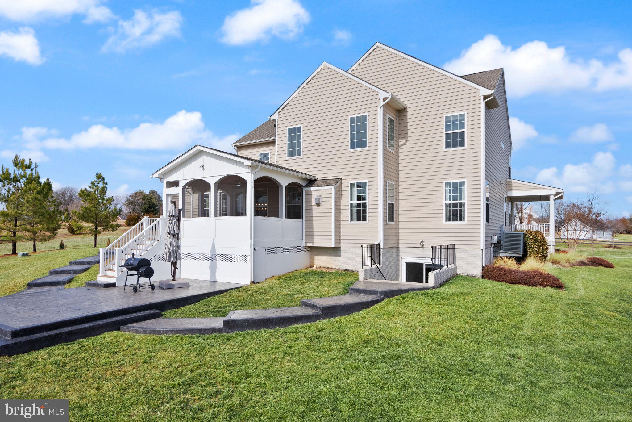 EFFINGHAM FARM - Residential