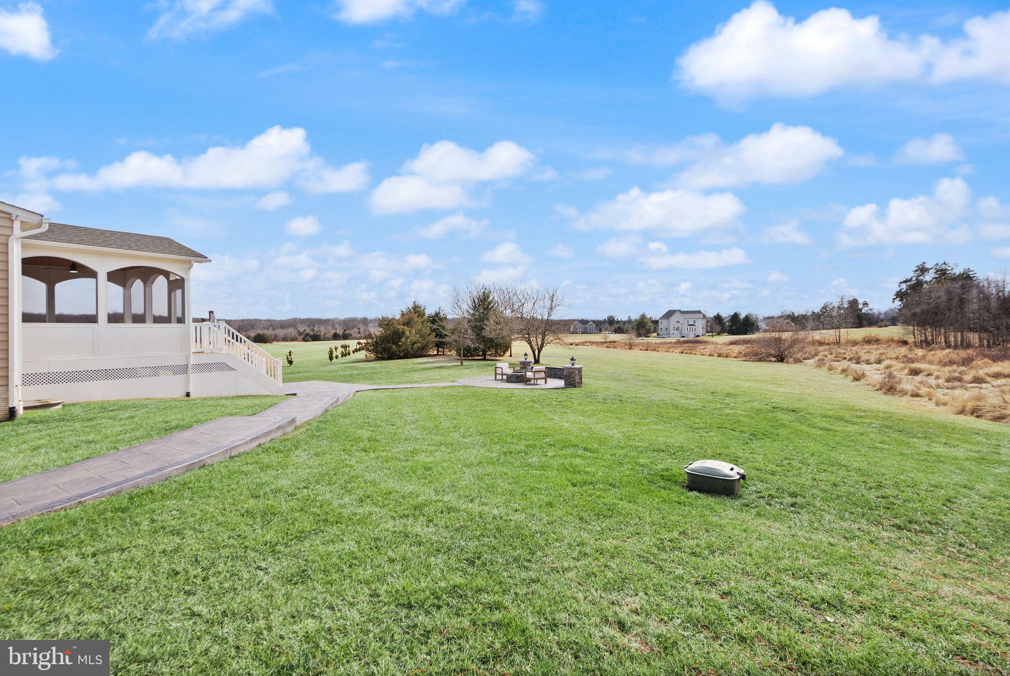 EFFINGHAM FARM - Residential