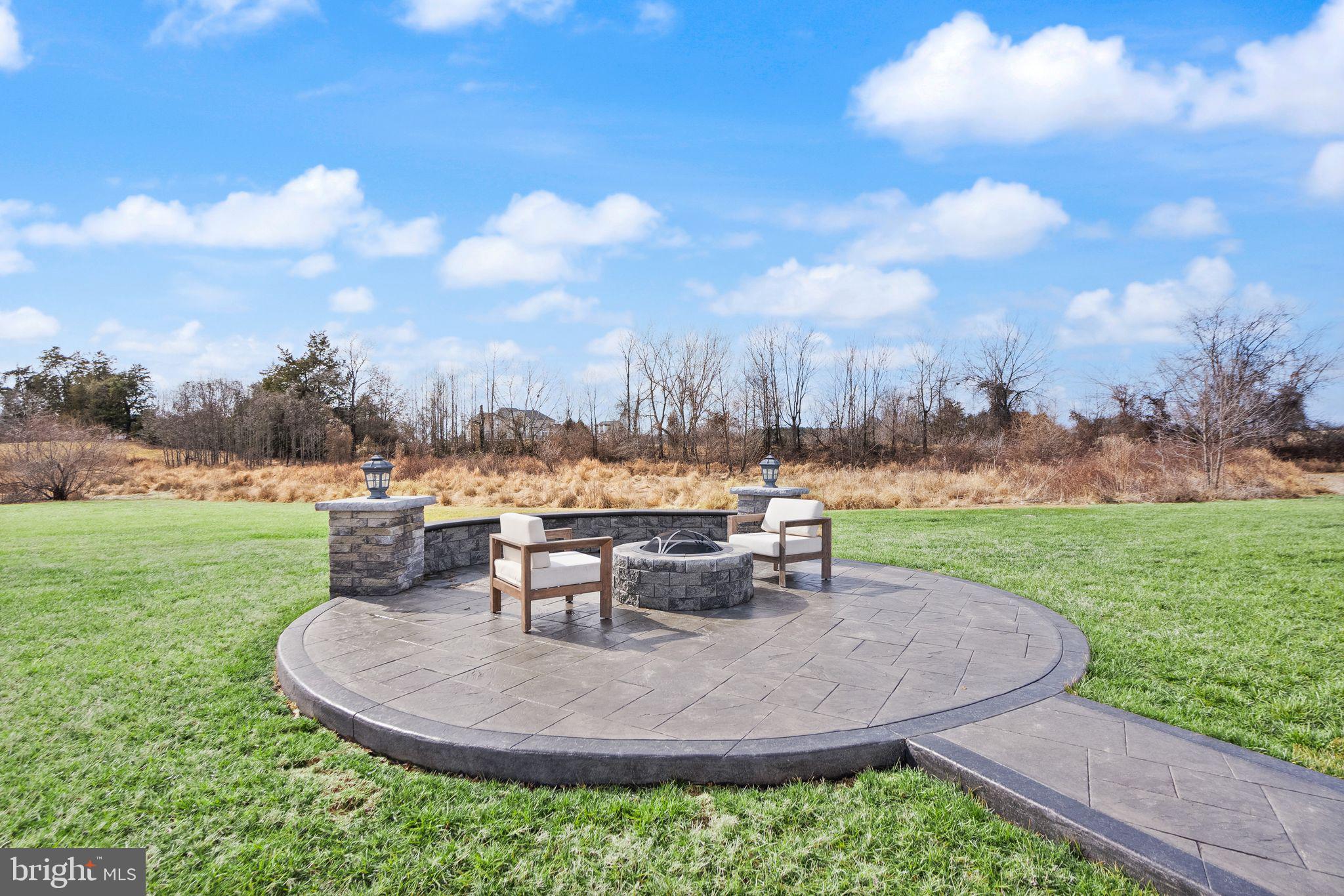 EFFINGHAM FARM - Residential