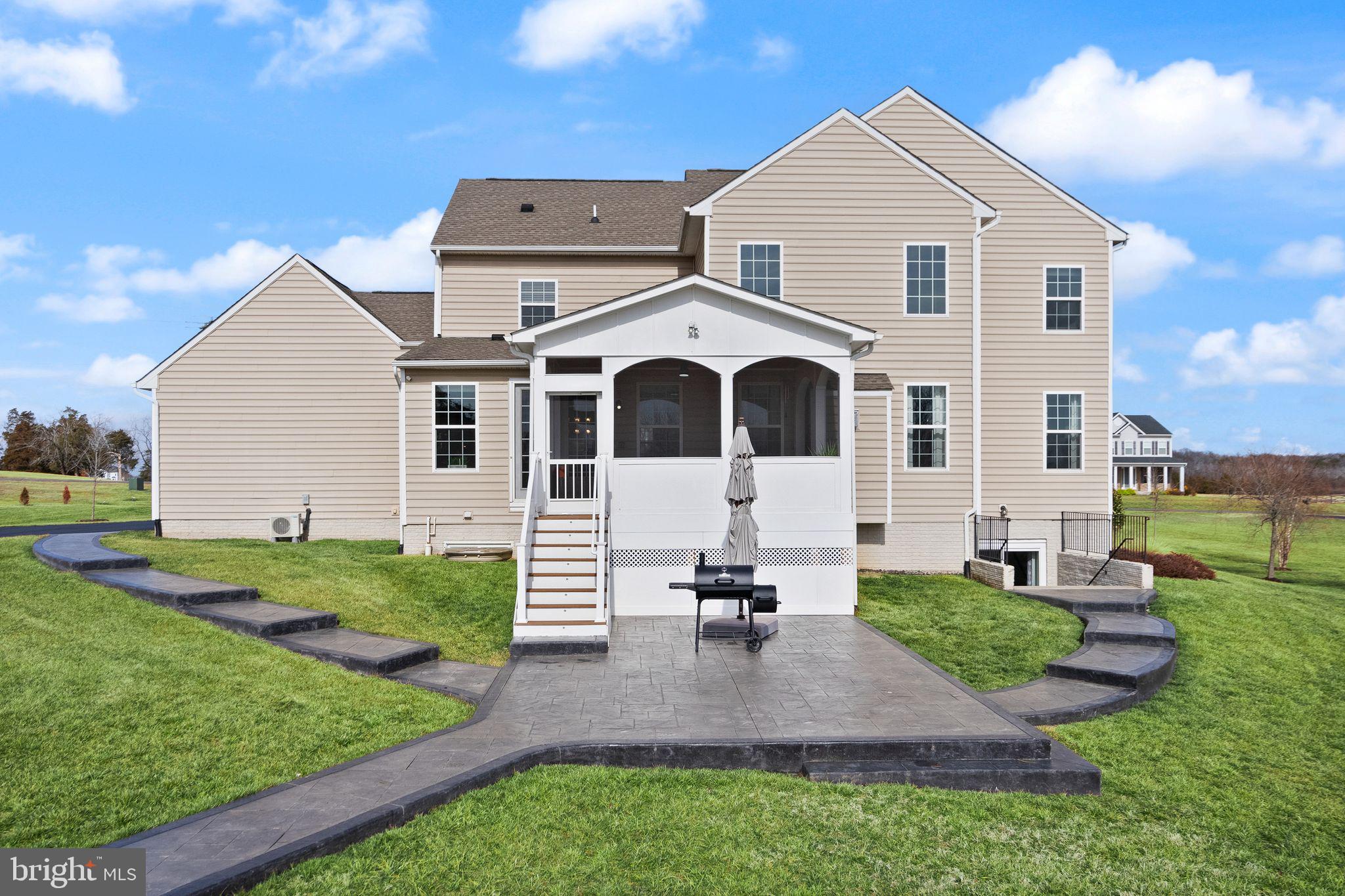 EFFINGHAM FARM - Residential