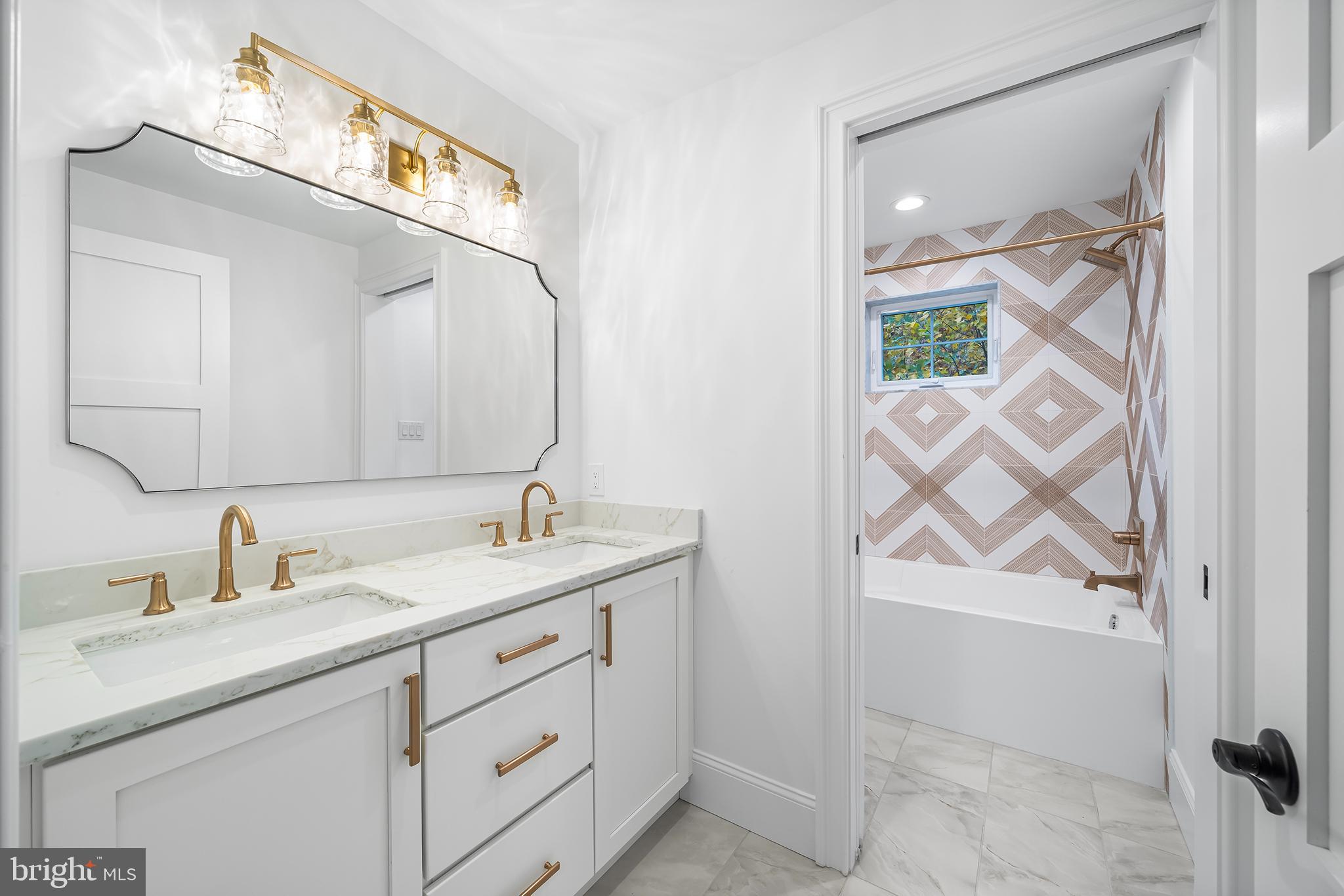 BLUE BELL - Residential