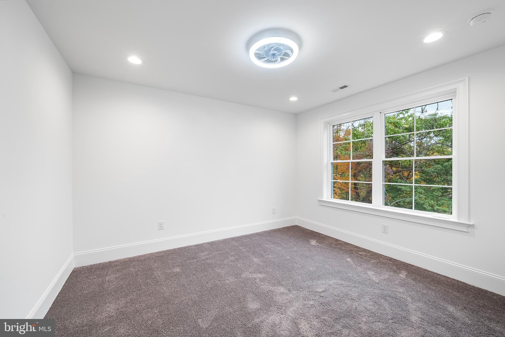 BLUE BELL - Residential