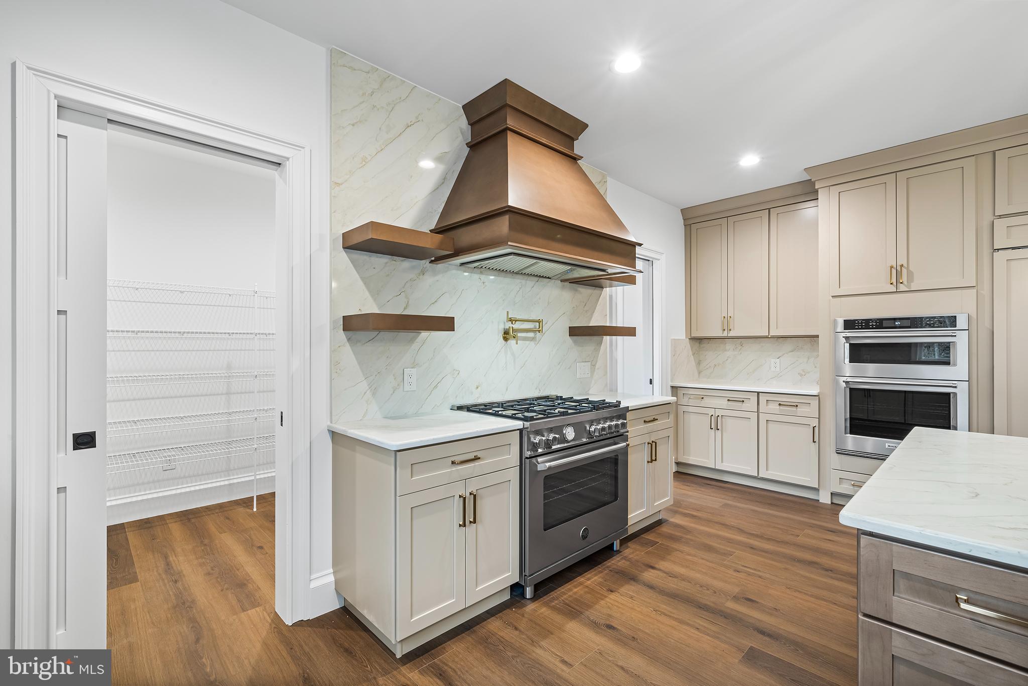 BLUE BELL - Residential