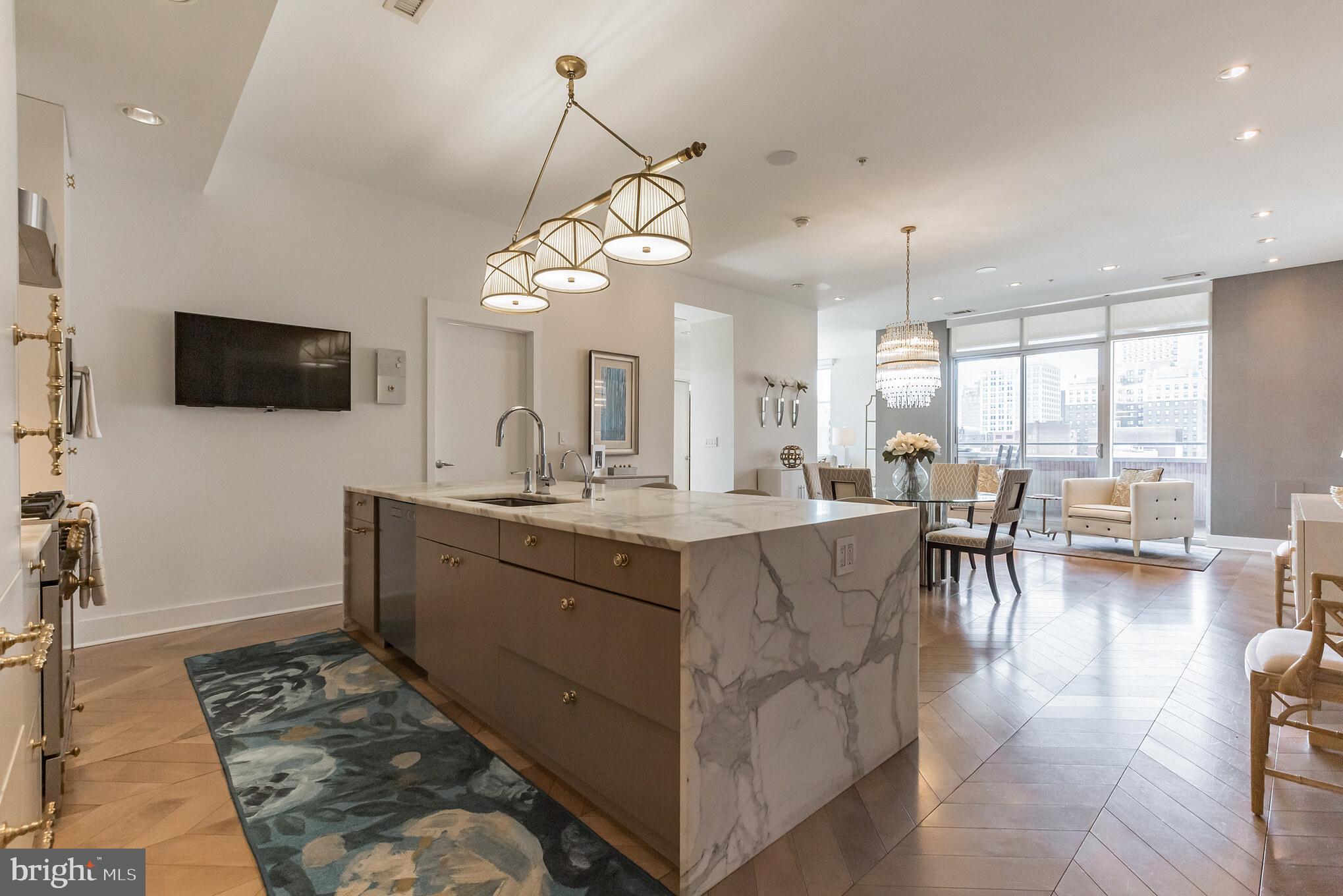 WASHINGTON SQ WEST - Residential