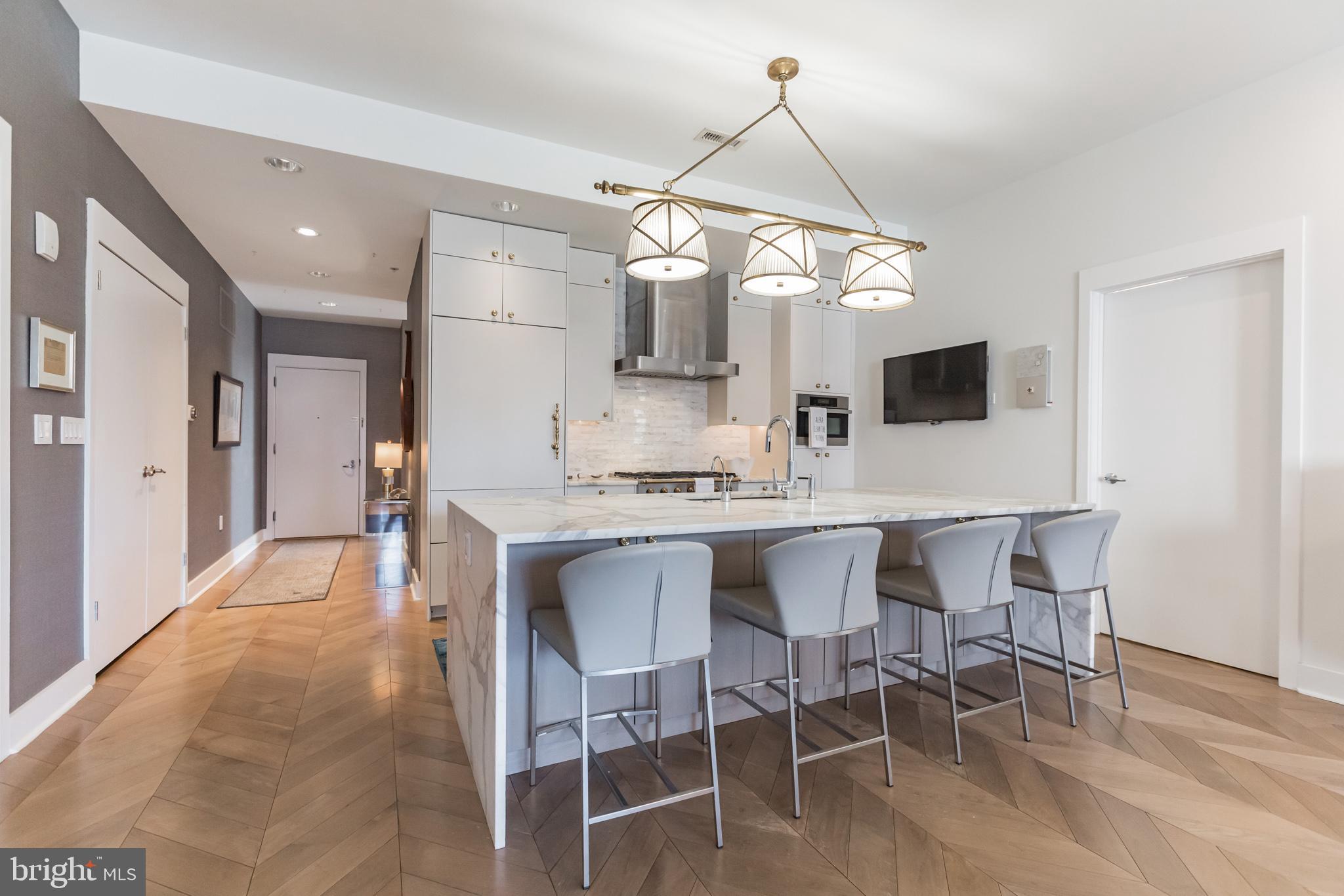 WASHINGTON SQ WEST - Residential