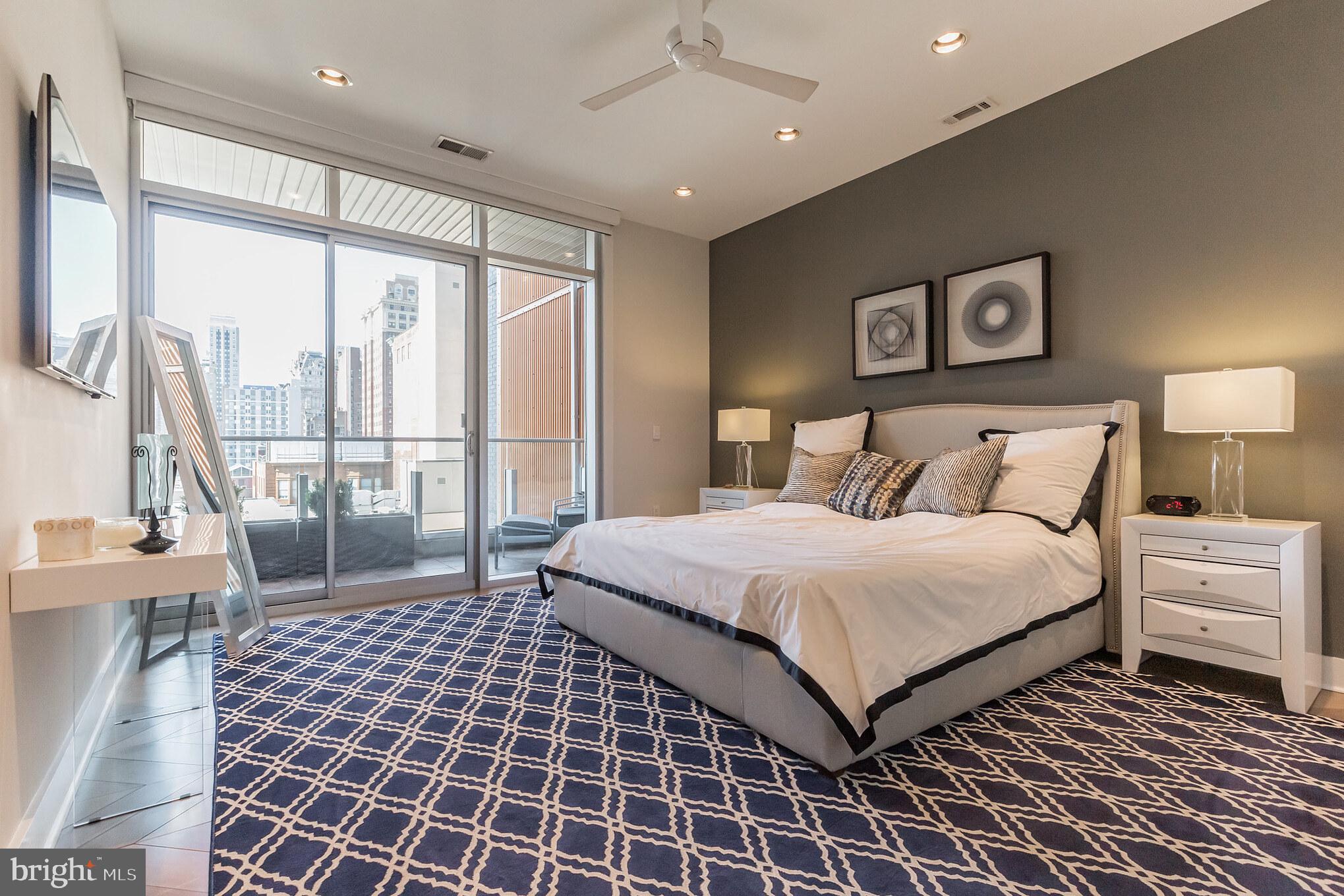 WASHINGTON SQ WEST - Residential