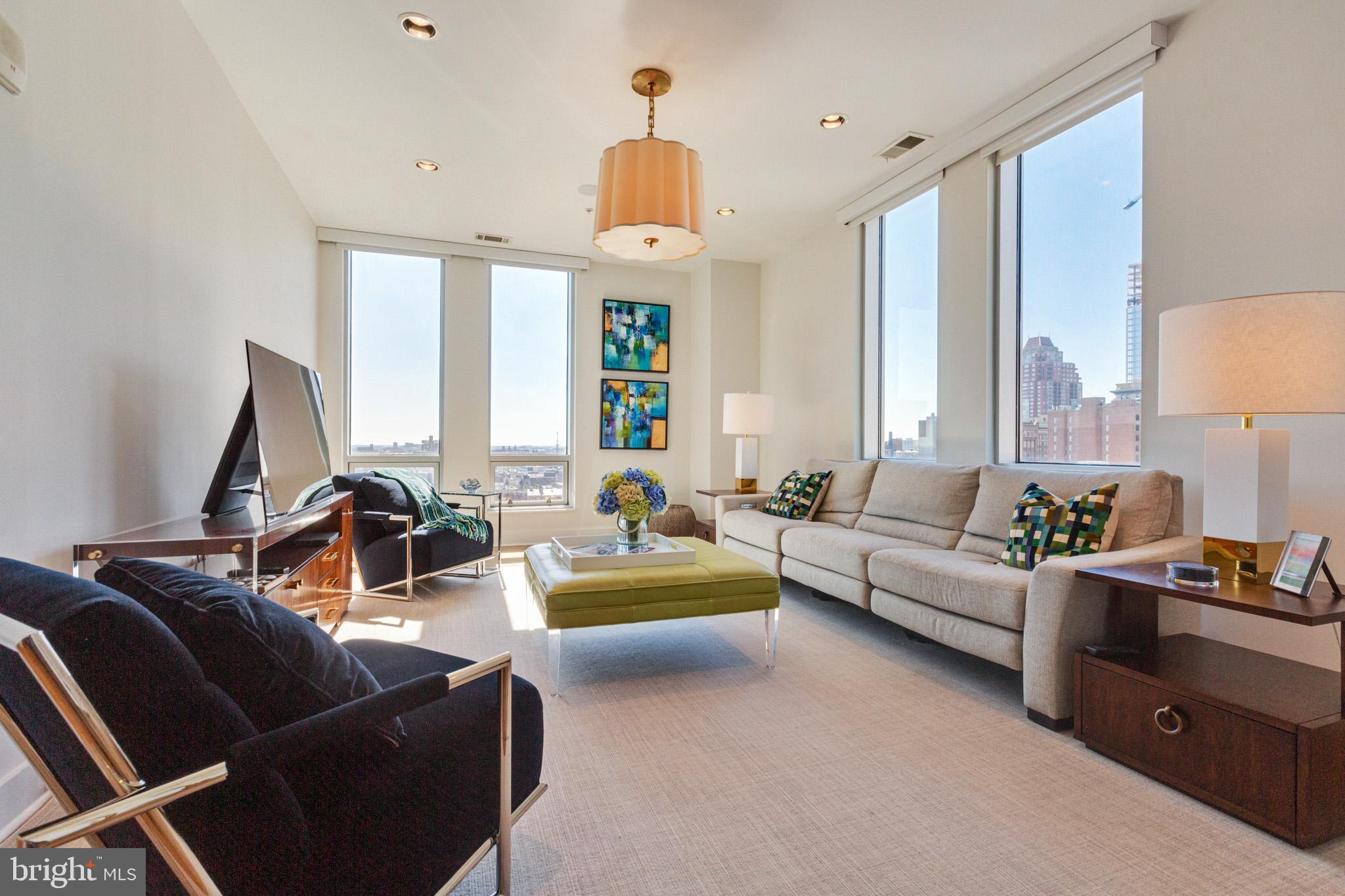 WASHINGTON SQ WEST - Residential