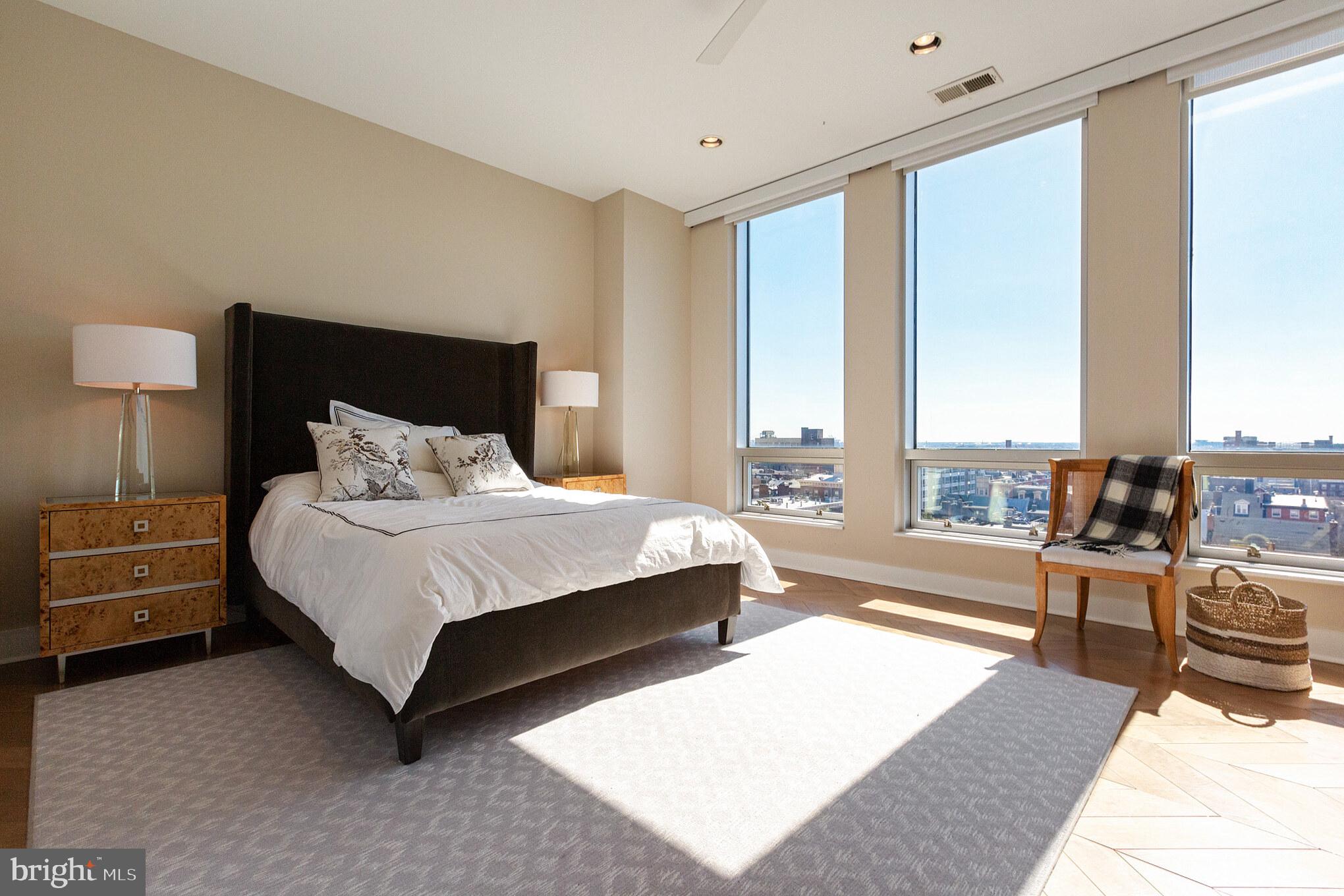 WASHINGTON SQ WEST - Residential